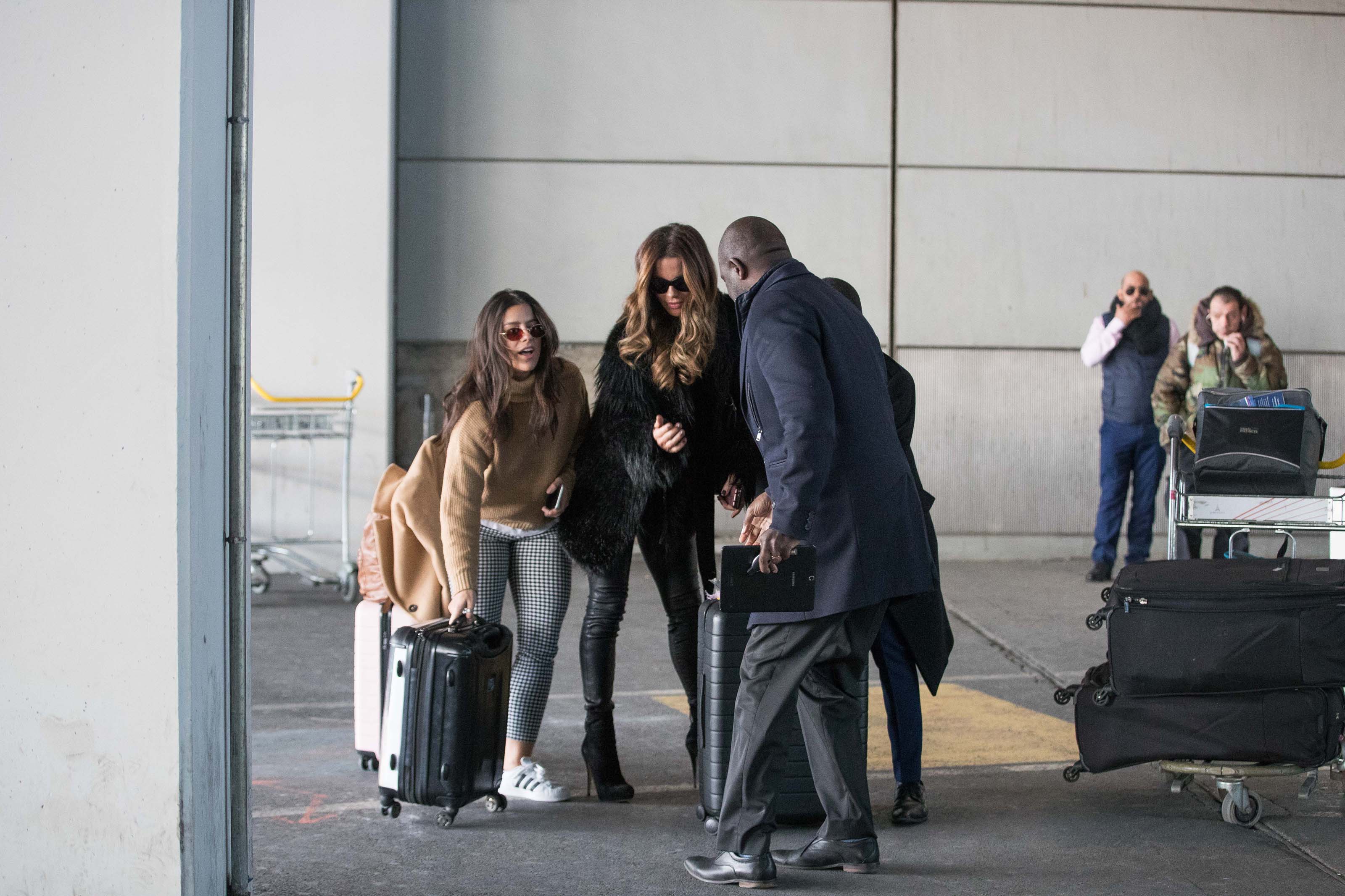 Kate Beckinsale at Charles de Gaulle CDG Airport