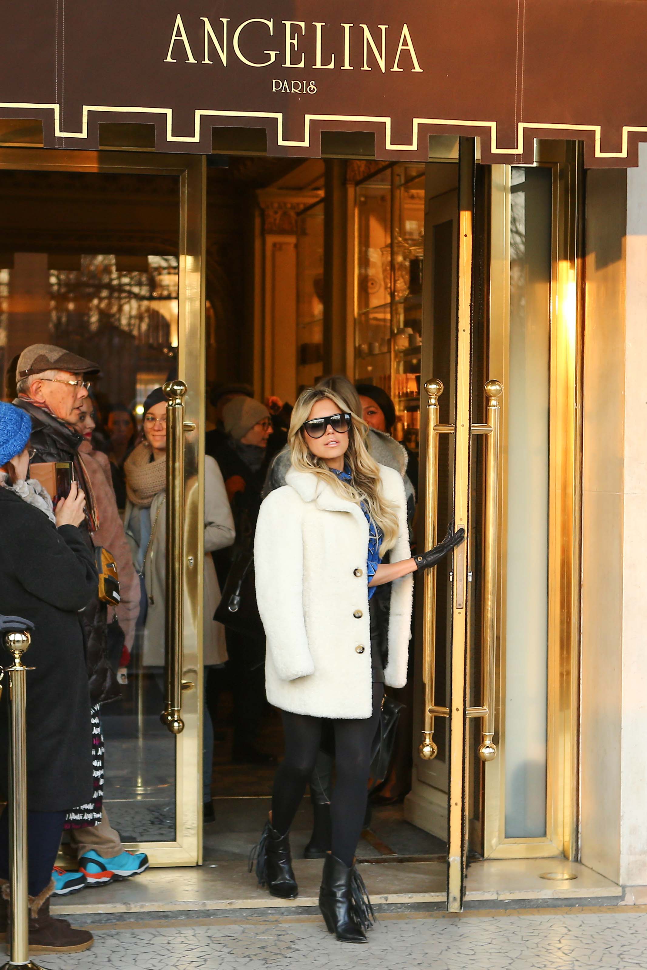 Sylvie Meis shopping in Paris