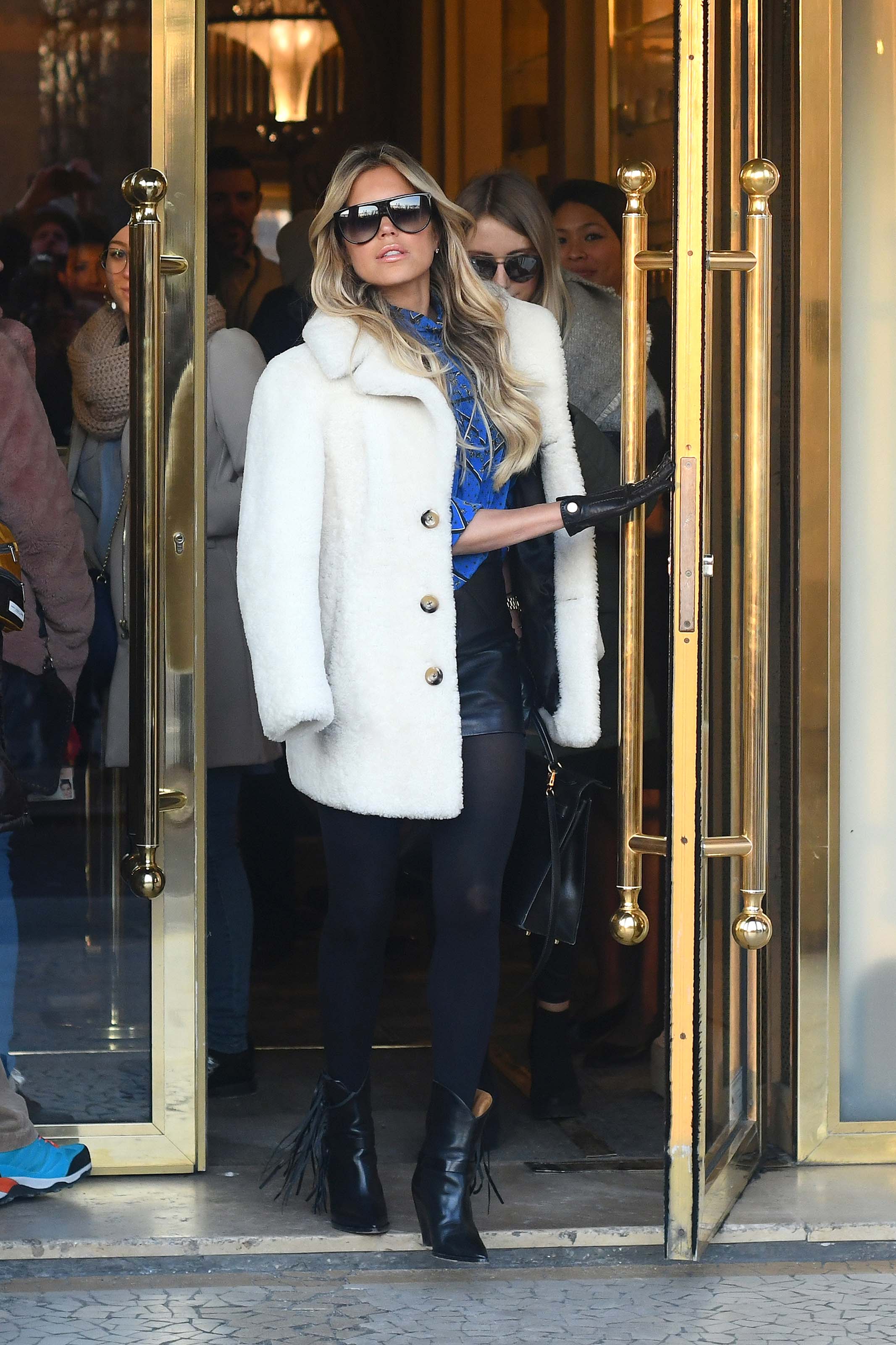 Sylvie Meis shopping in Paris