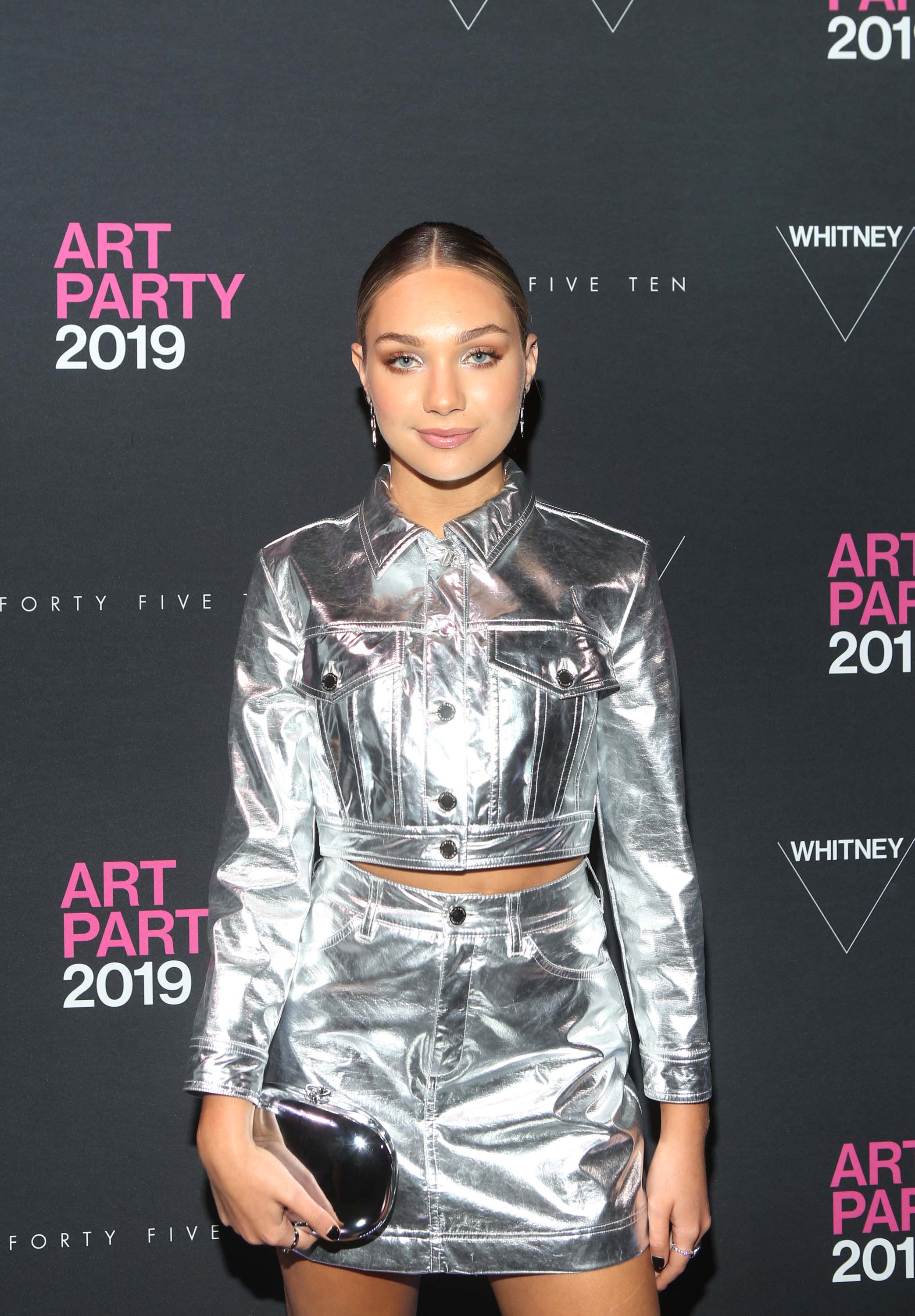 Maddie Ziegler attends Whitney Art Party