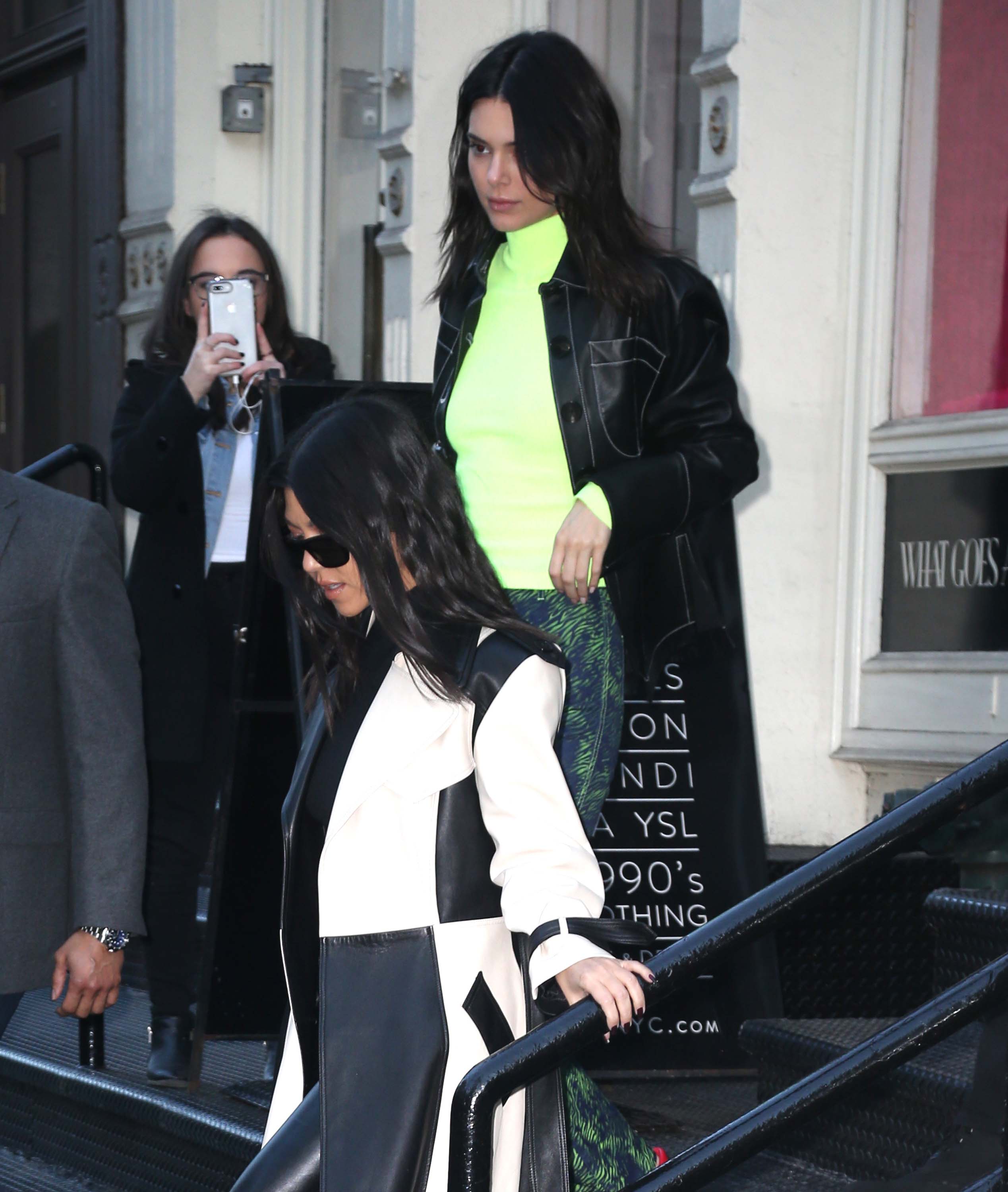Kendall Jenner & Kourtney Kardashian spend the afternoon shopping