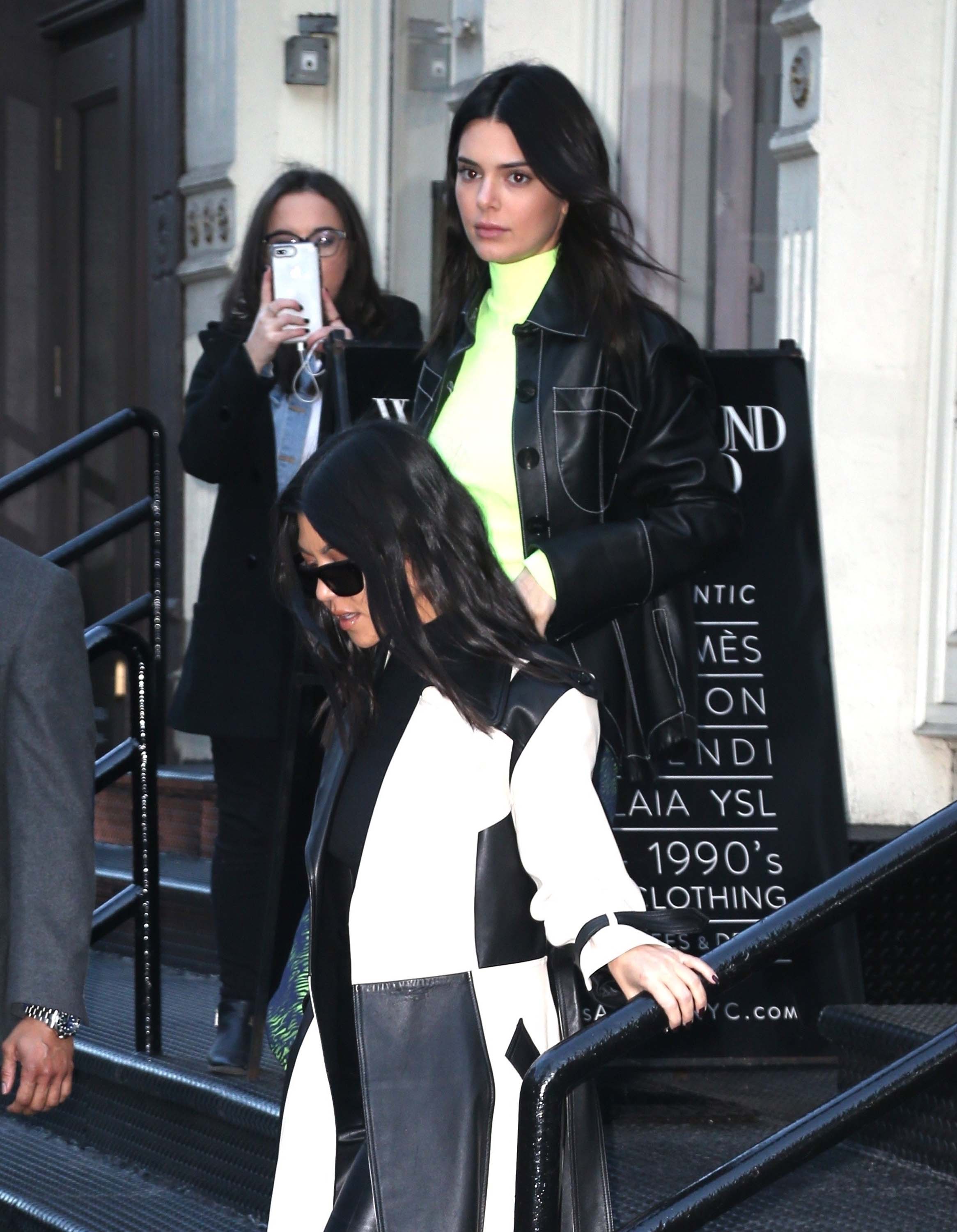 Kendall Jenner & Kourtney Kardashian spend the afternoon shopping