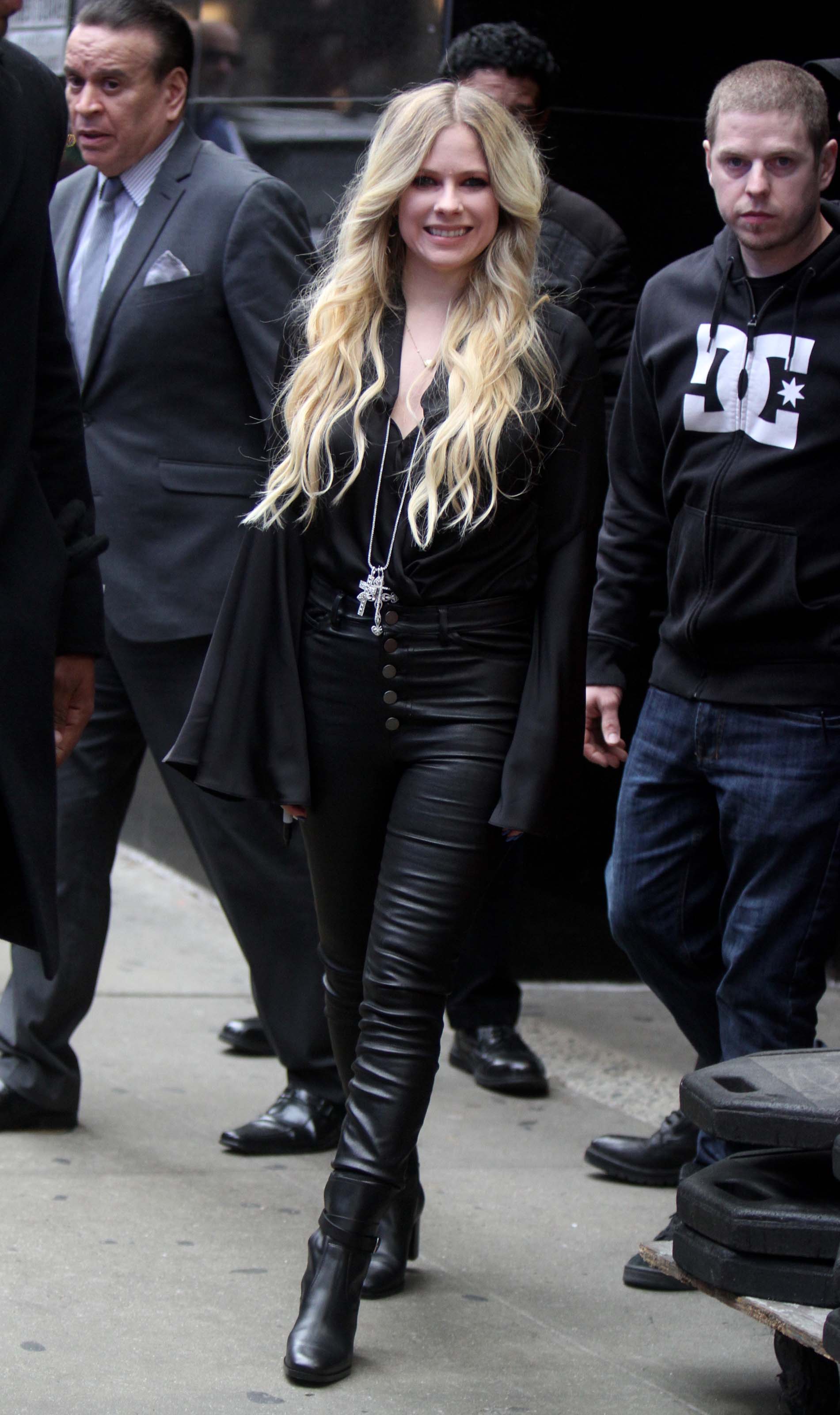 Avril Lavigne outside ‘Good Morning America’