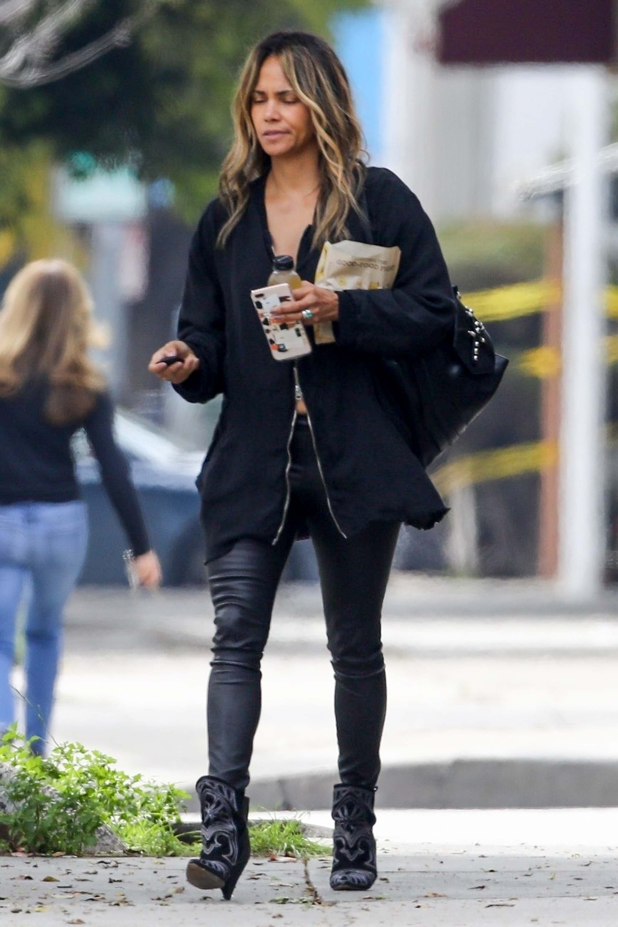 Halle Berry out for a snack at Einstein Bros. Bagels
