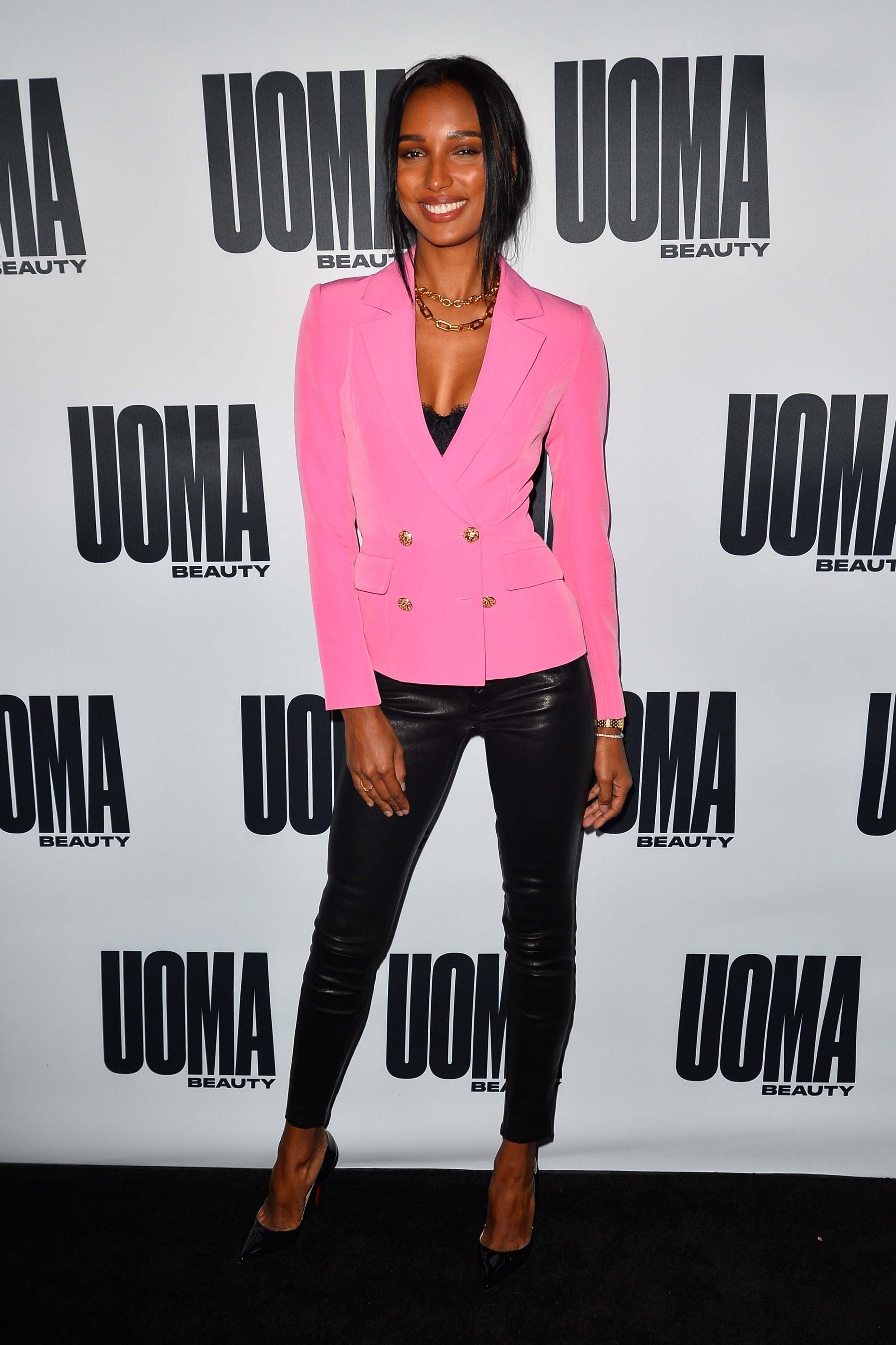 Jasmine Tookes attends UOMA Beauty Launch Arrivals in Los Angeles 25.04.2019