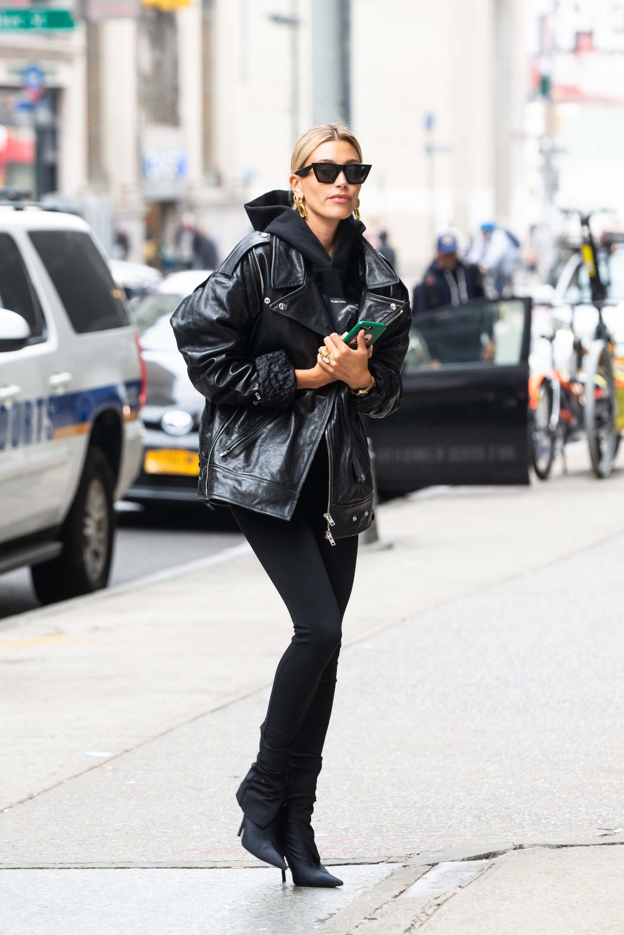 Hailey Baldwin arriving at an office building