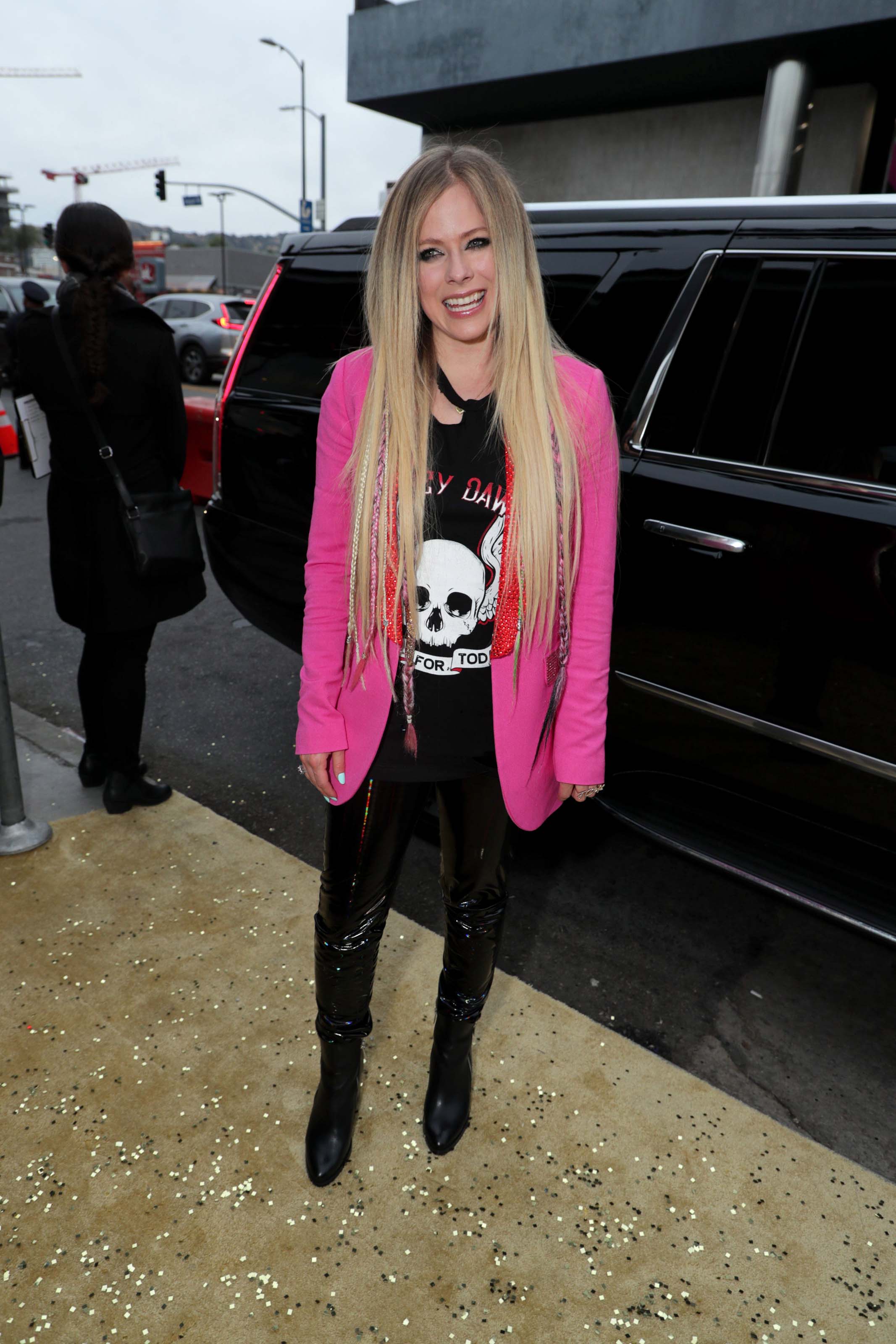 Avril Lavigne attends The Hustle premiere