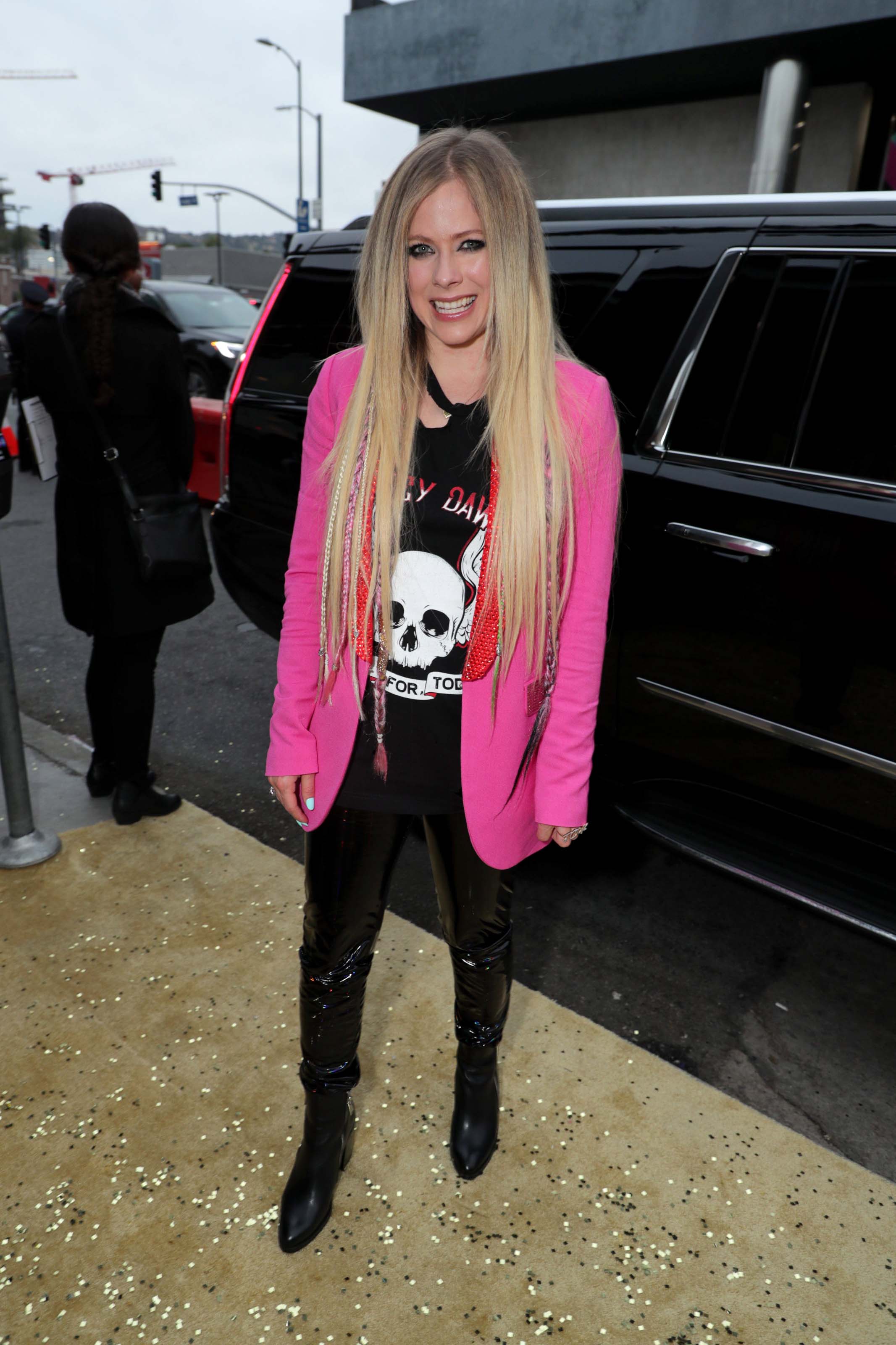 Avril Lavigne attends The Hustle premiere