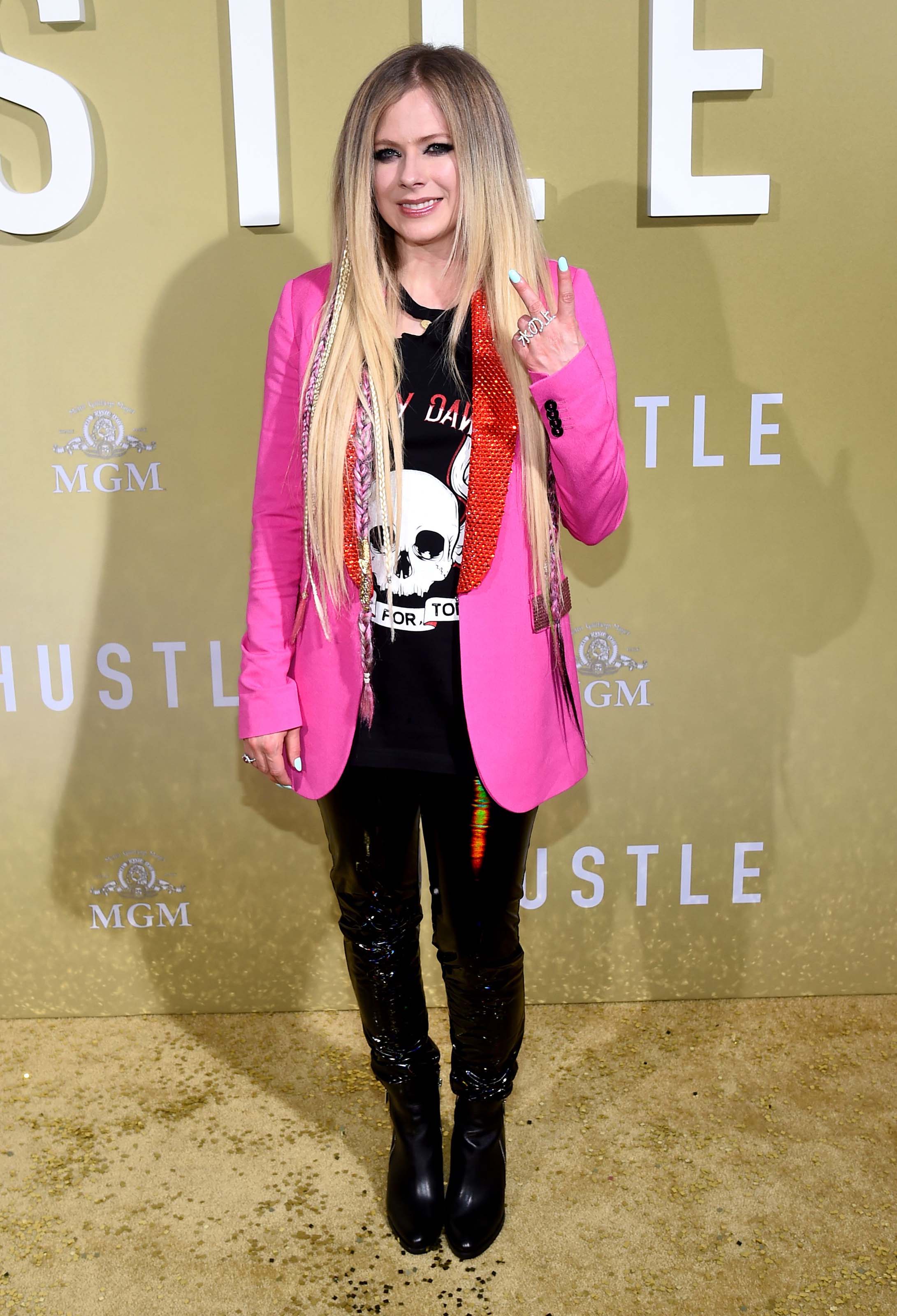 Avril Lavigne attends The Hustle premiere