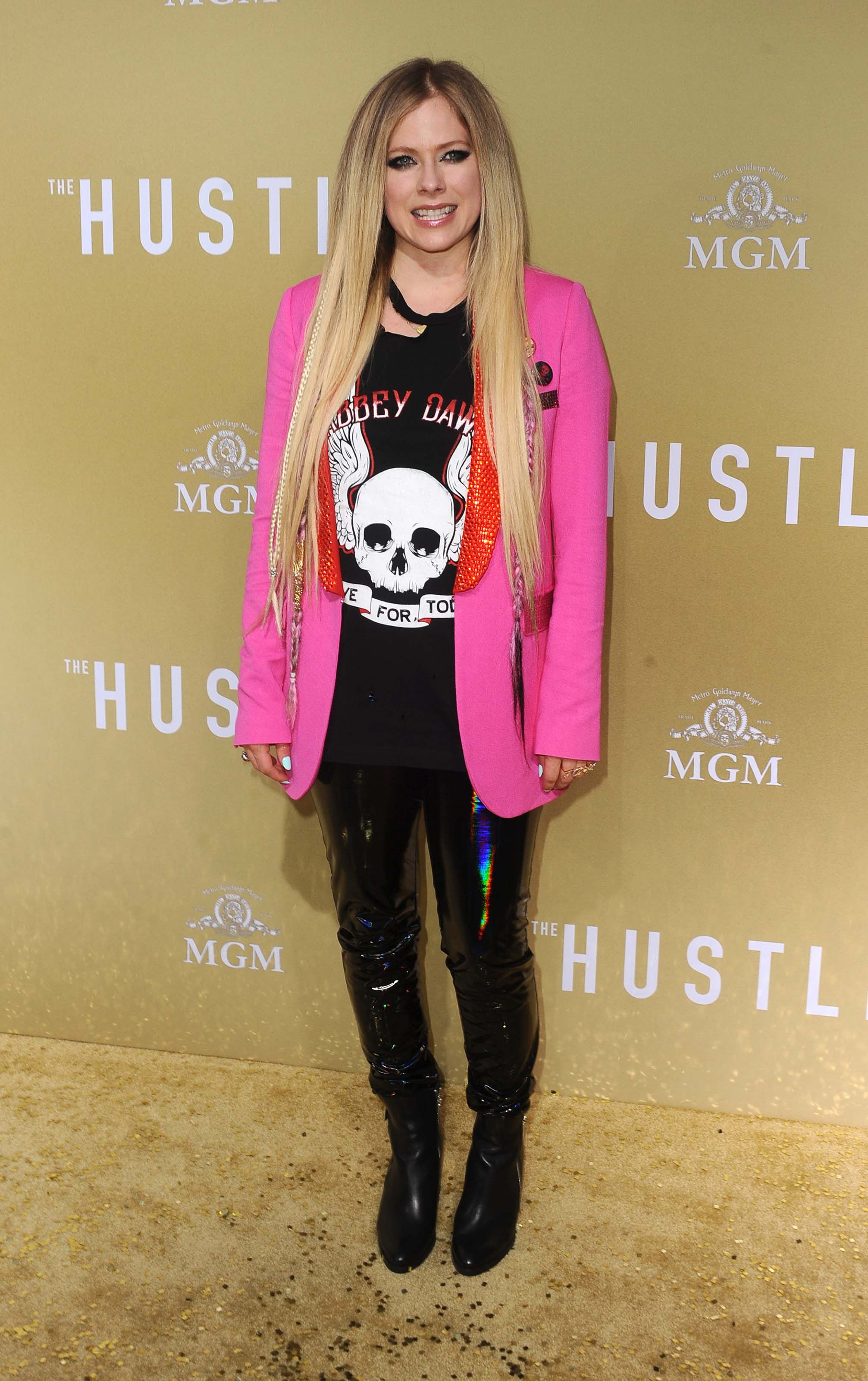 Avril Lavigne attends The Hustle premiere