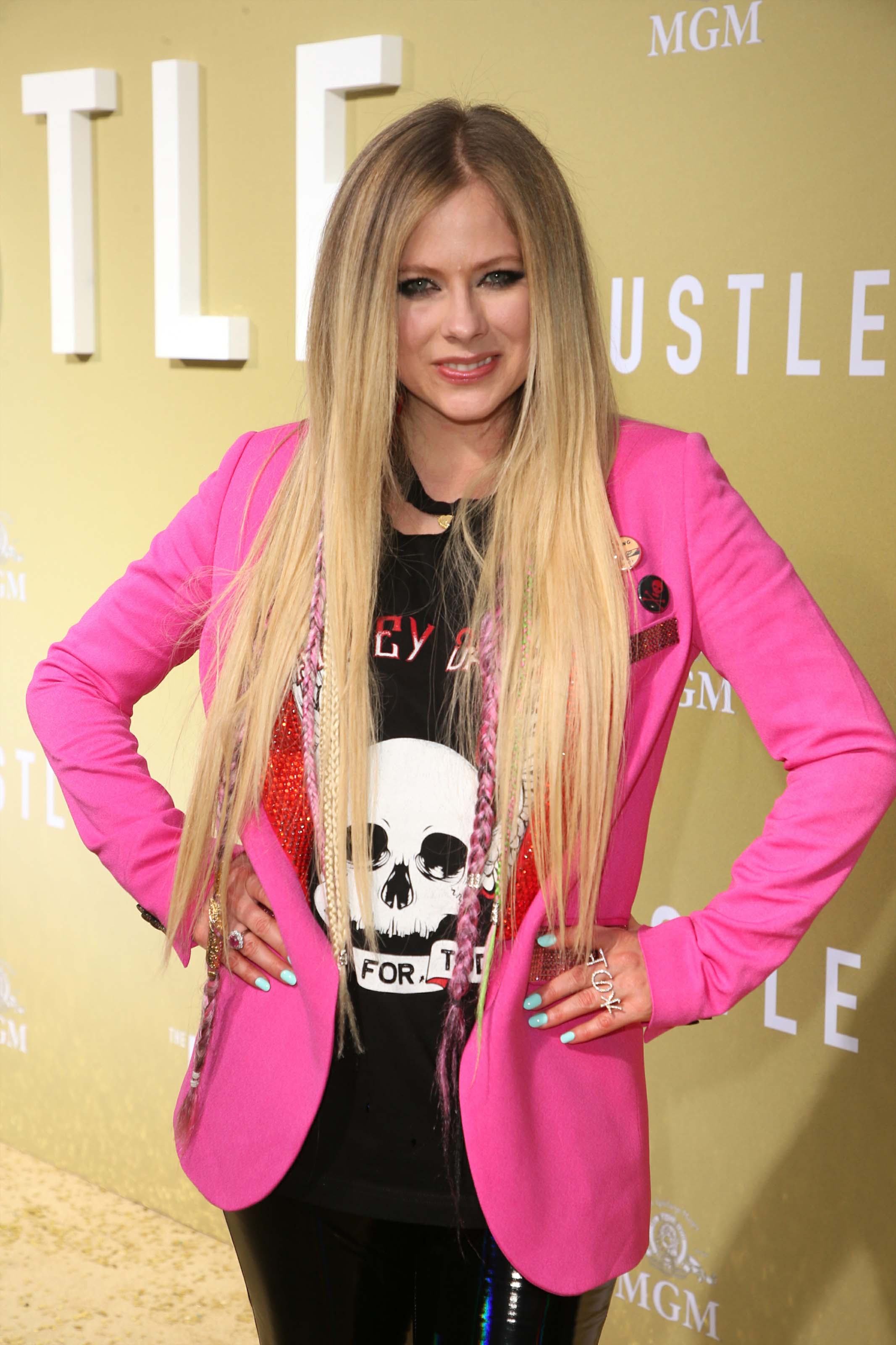 Avril Lavigne attends The Hustle premiere