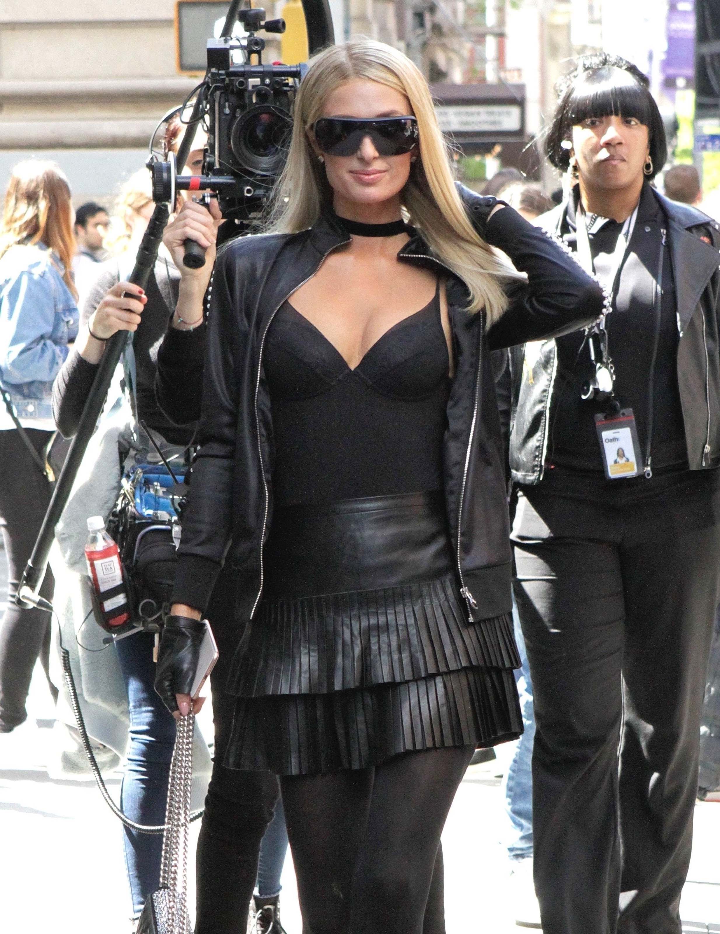 Paris Hilton arrives at the build series