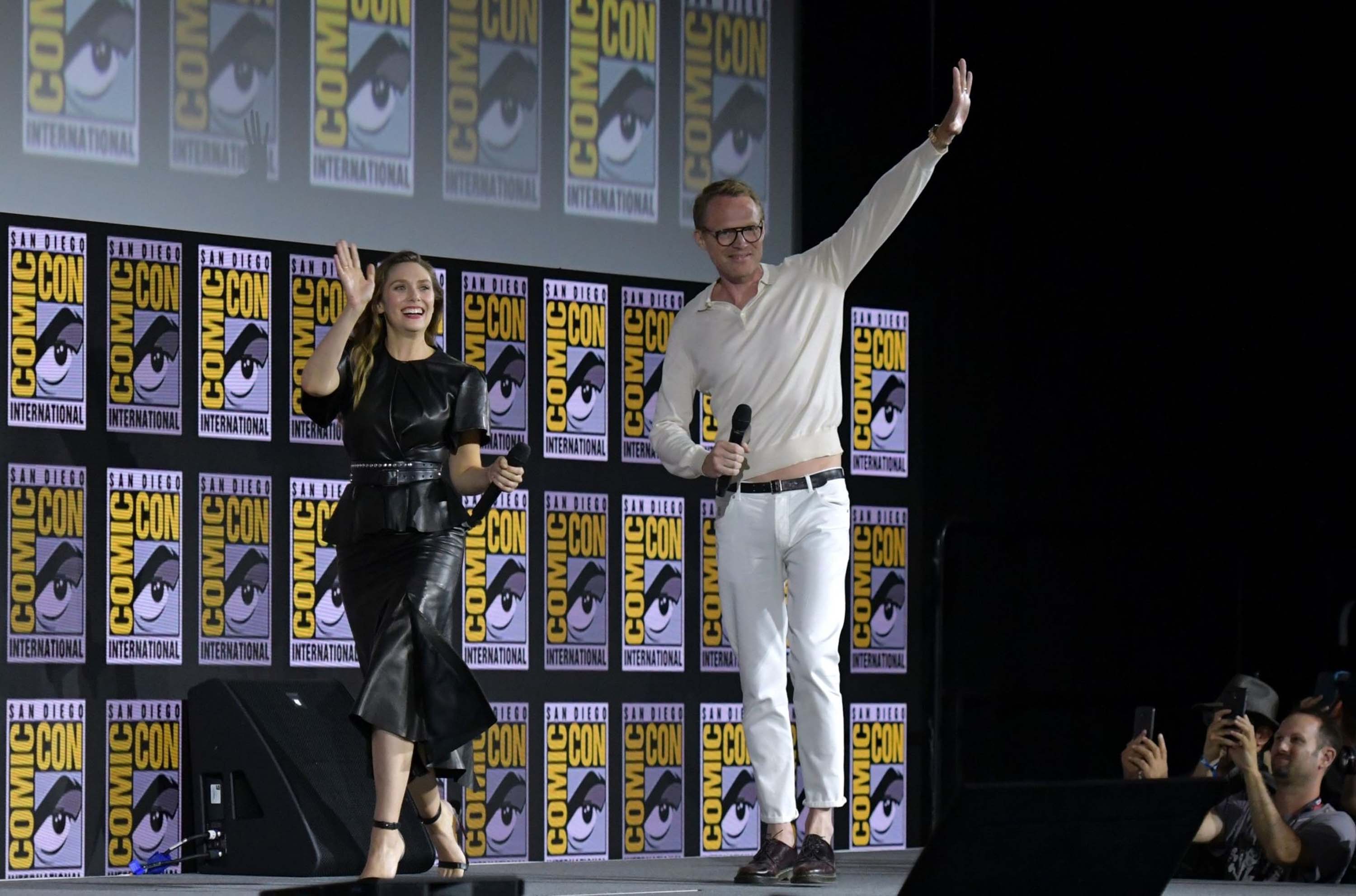 Elizabeth Olsen attends Marvel presentation at Comic Con