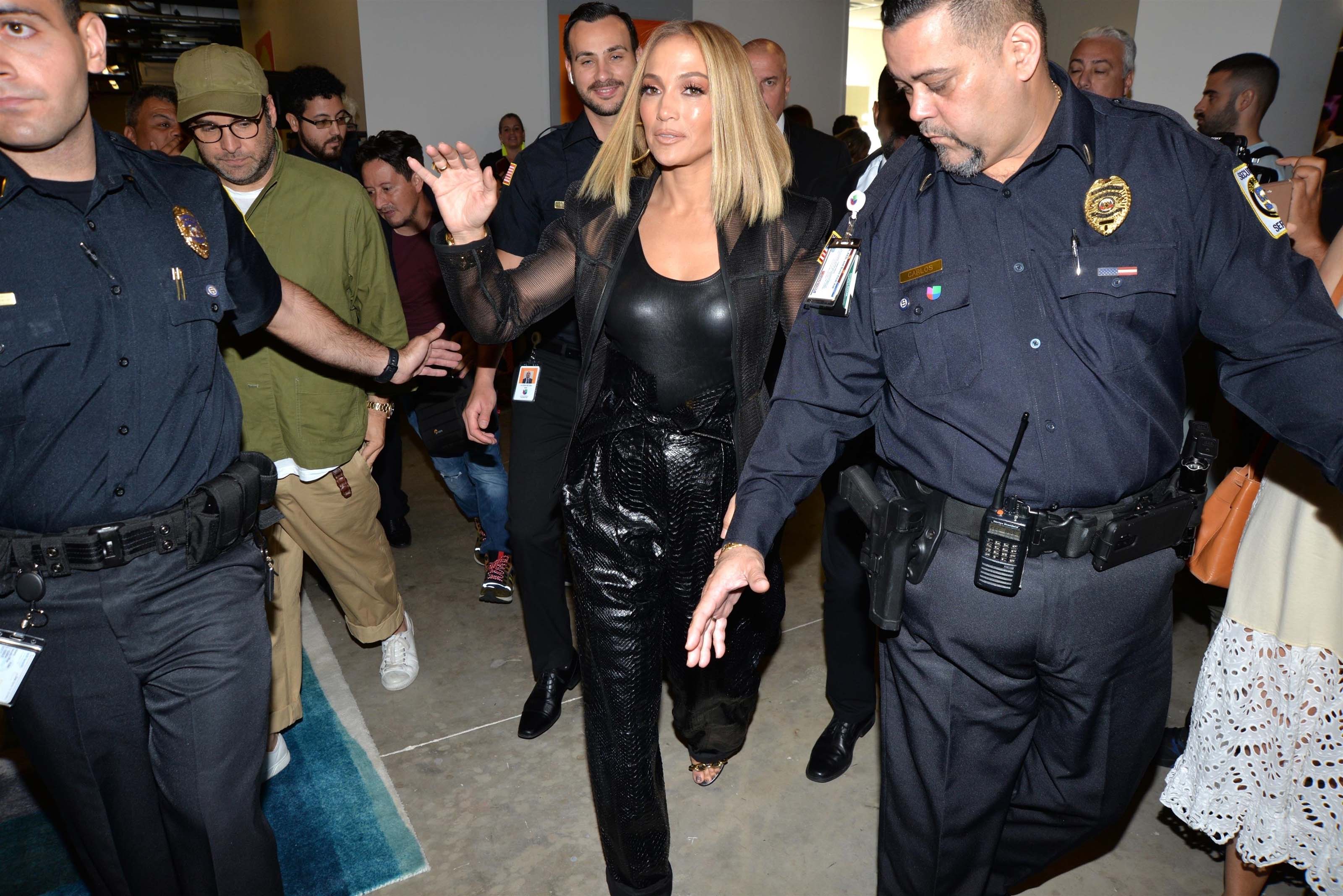Jennifer Lopez visits Despierta America