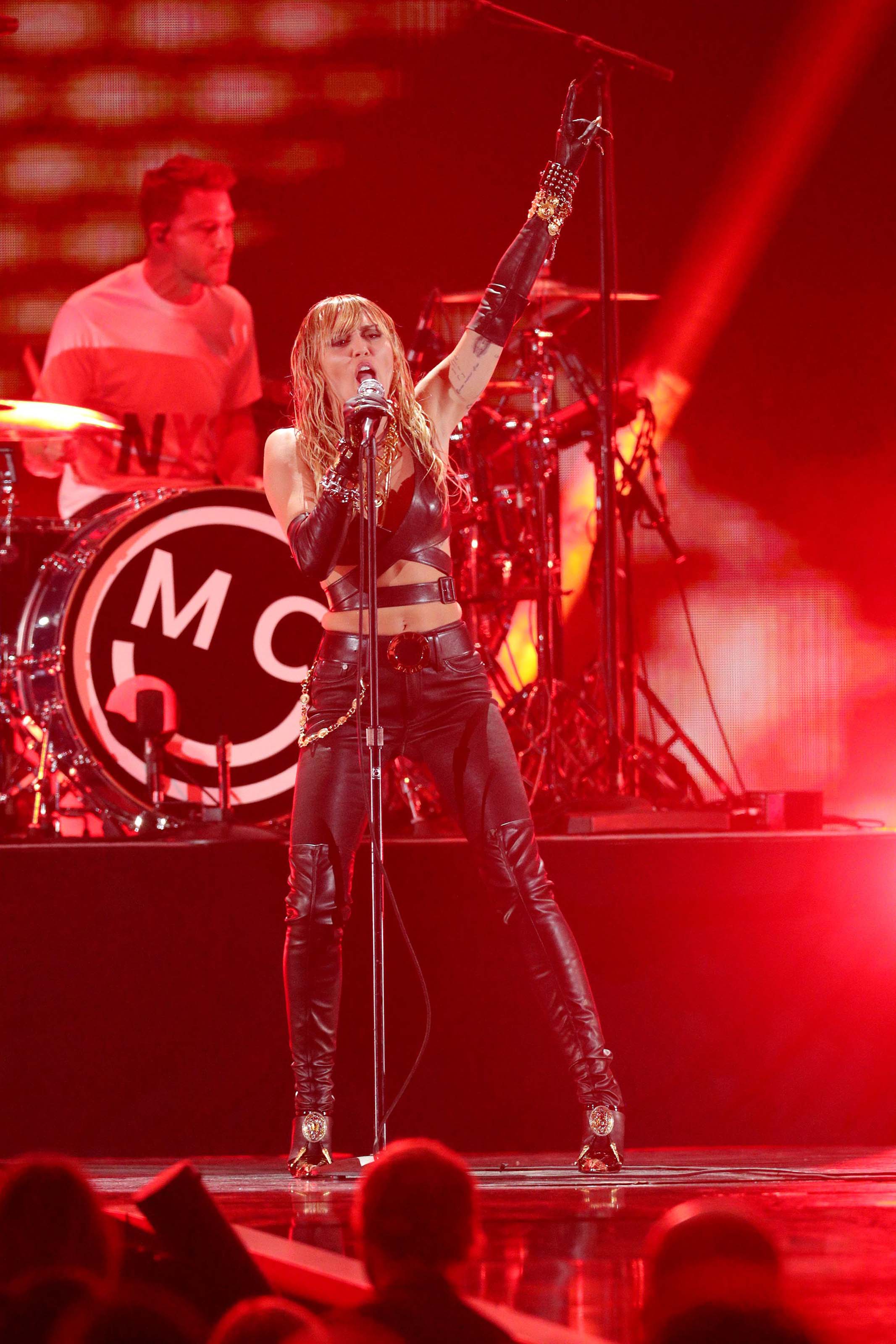 Miley Cyrus performs at 2019 iHeartRadio Music Festival