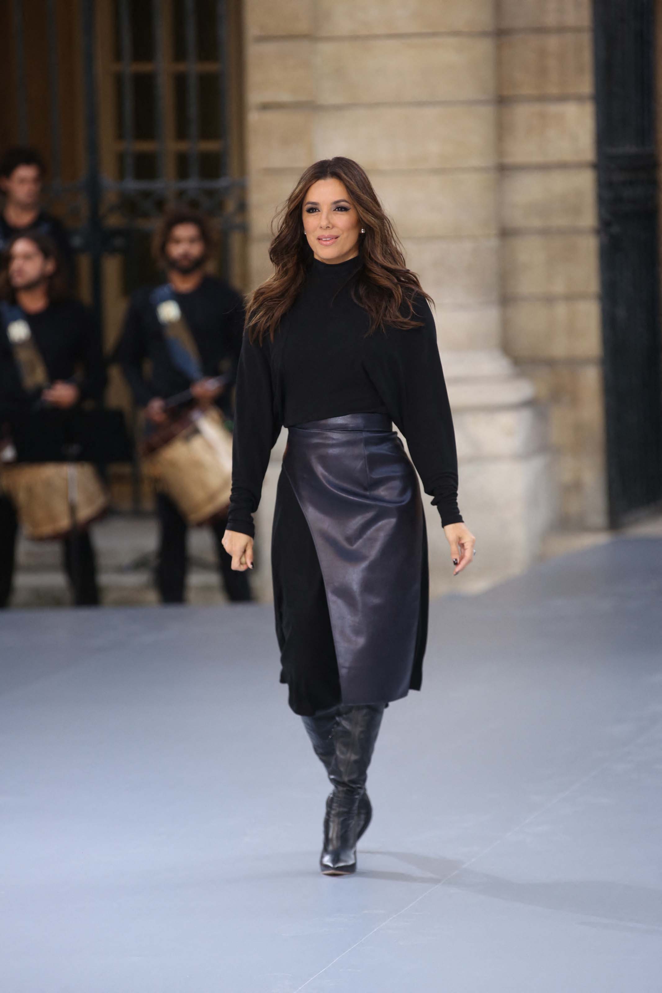 Eva Longoria attends Le Defile L’Oreal Paris Show