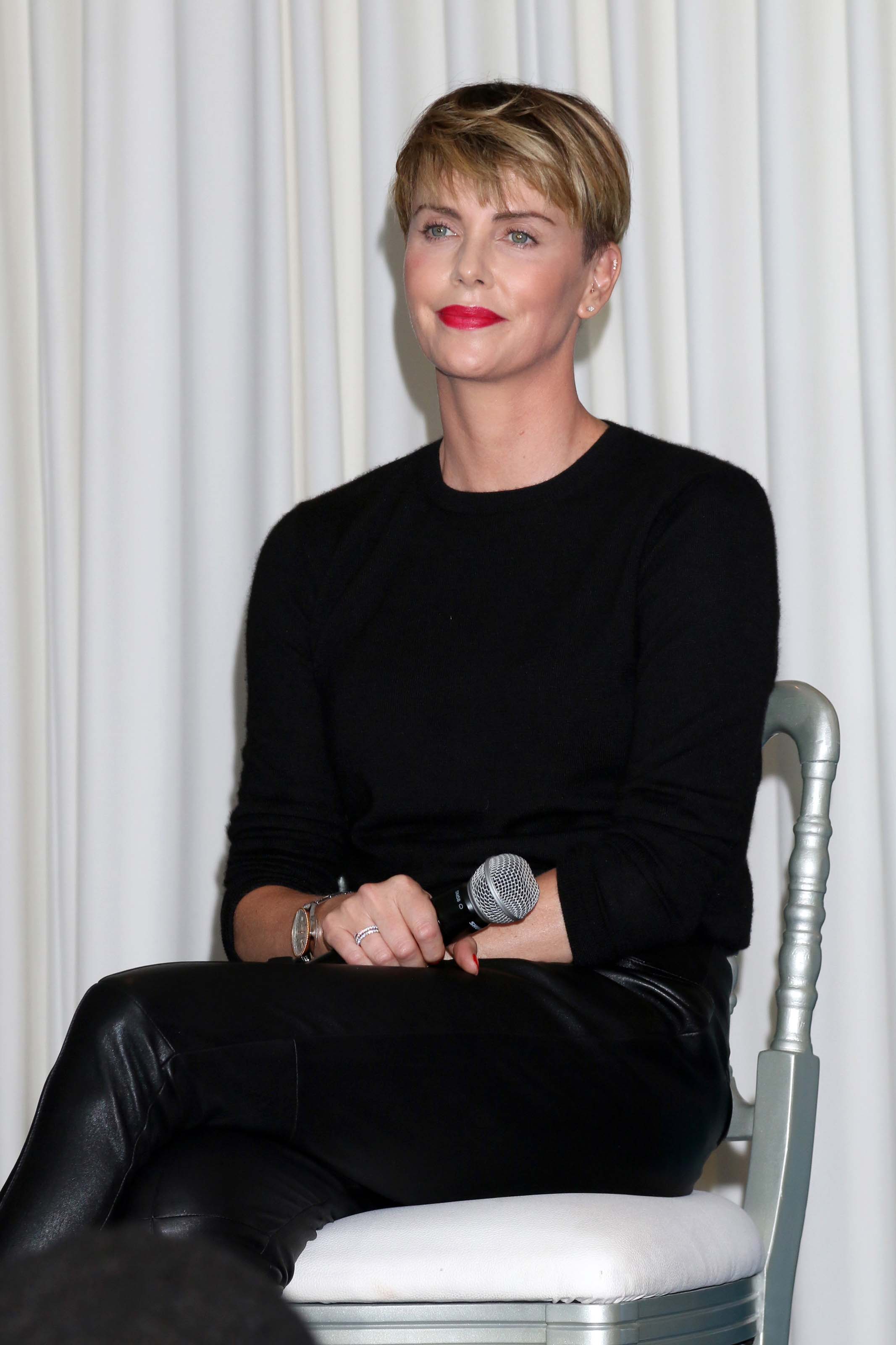 Charlize Theron speaks at the GEANCO Foundation Hollywood Gala