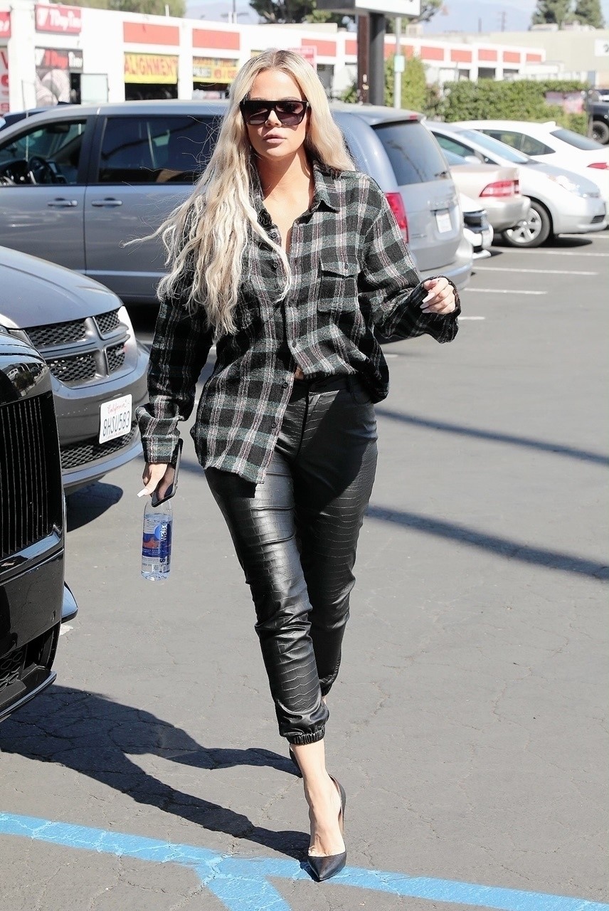 Khloe Kardashian gets a jump start on her Christmas shopping