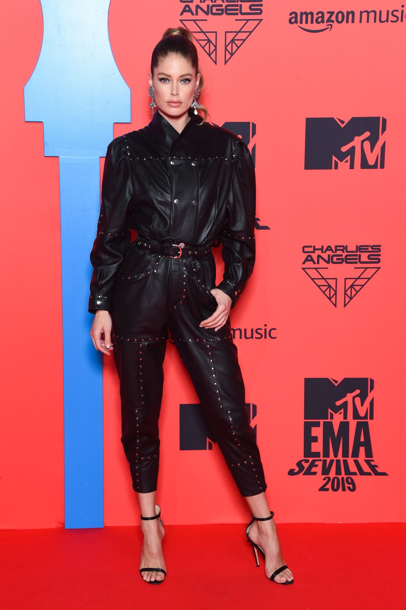 Doutzen Kroes attends MTV Europe Music Awards