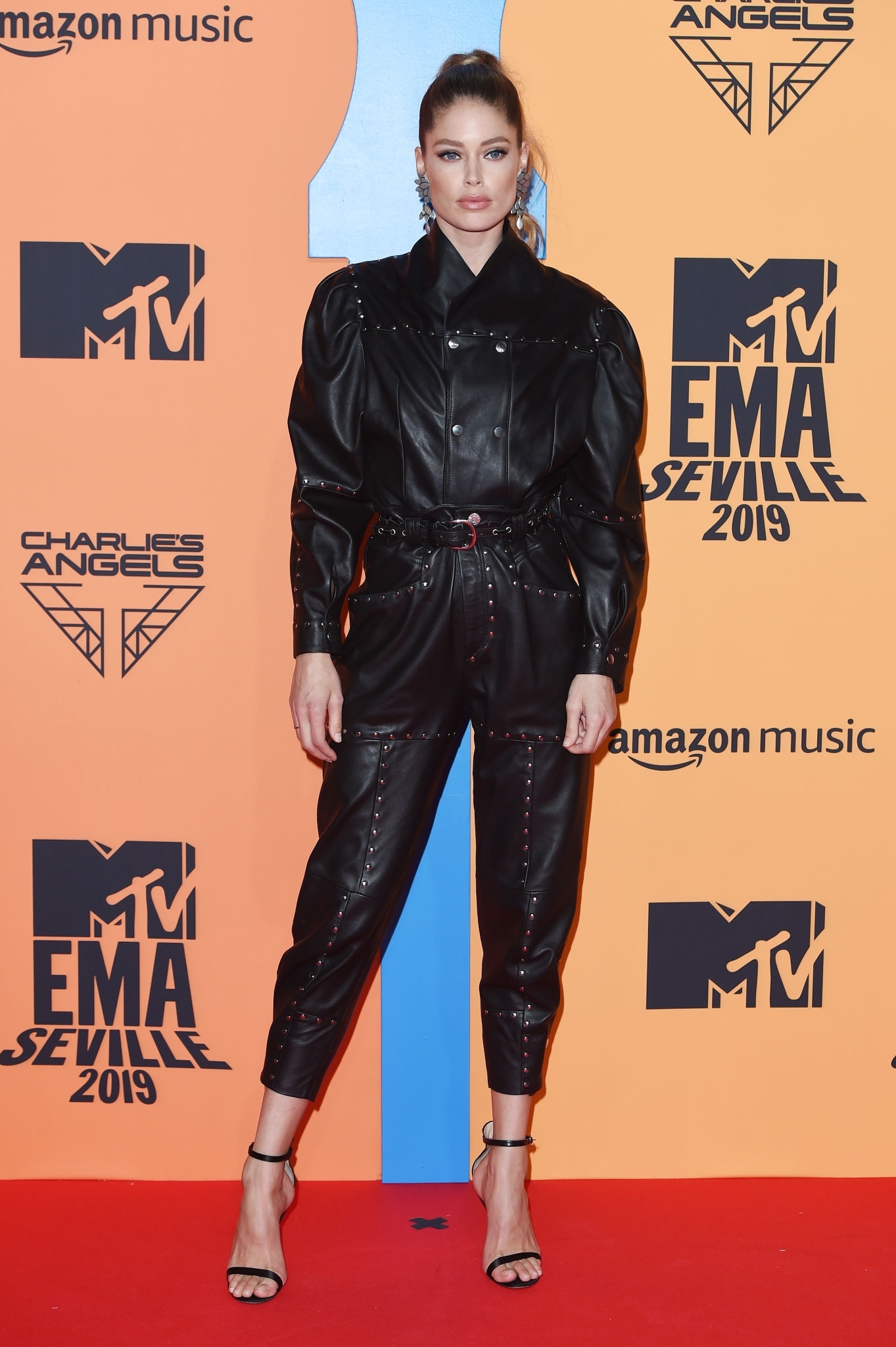 Doutzen Kroes attends MTV Europe Music Awards