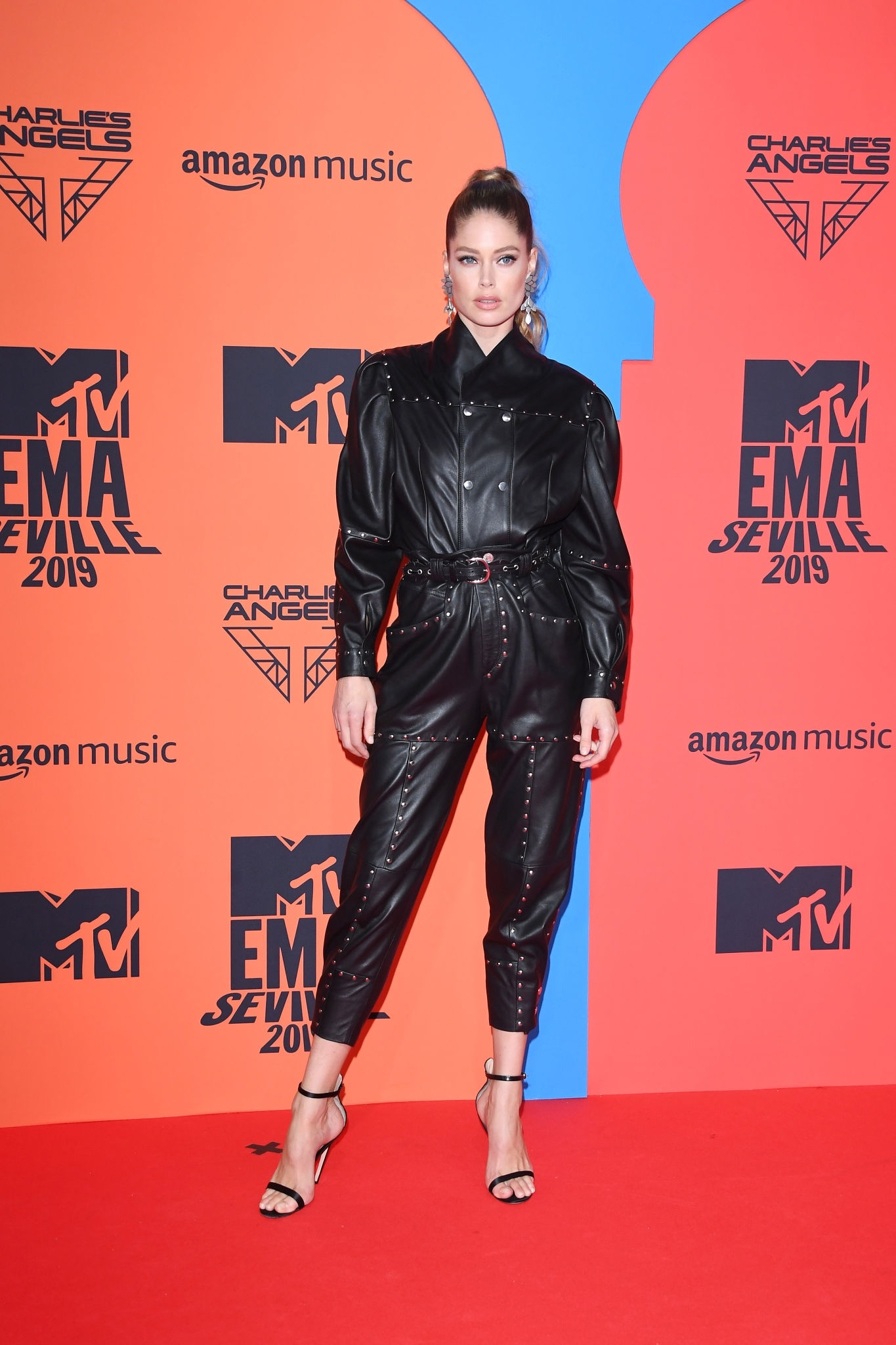 Doutzen Kroes attends MTV Europe Music Awards