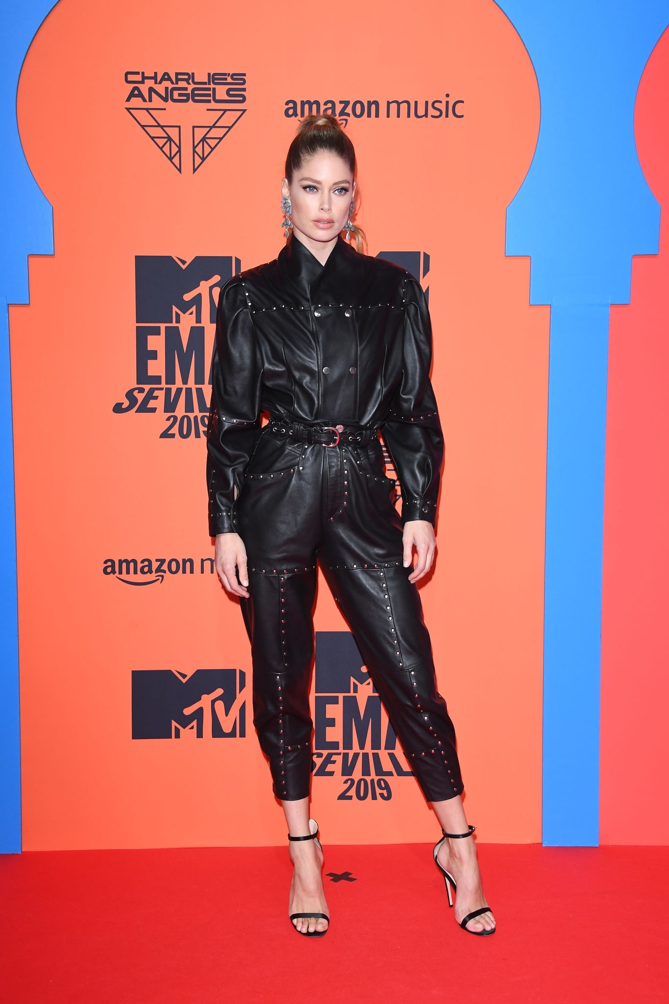 Doutzen Kroes attends MTV Europe Music Awards