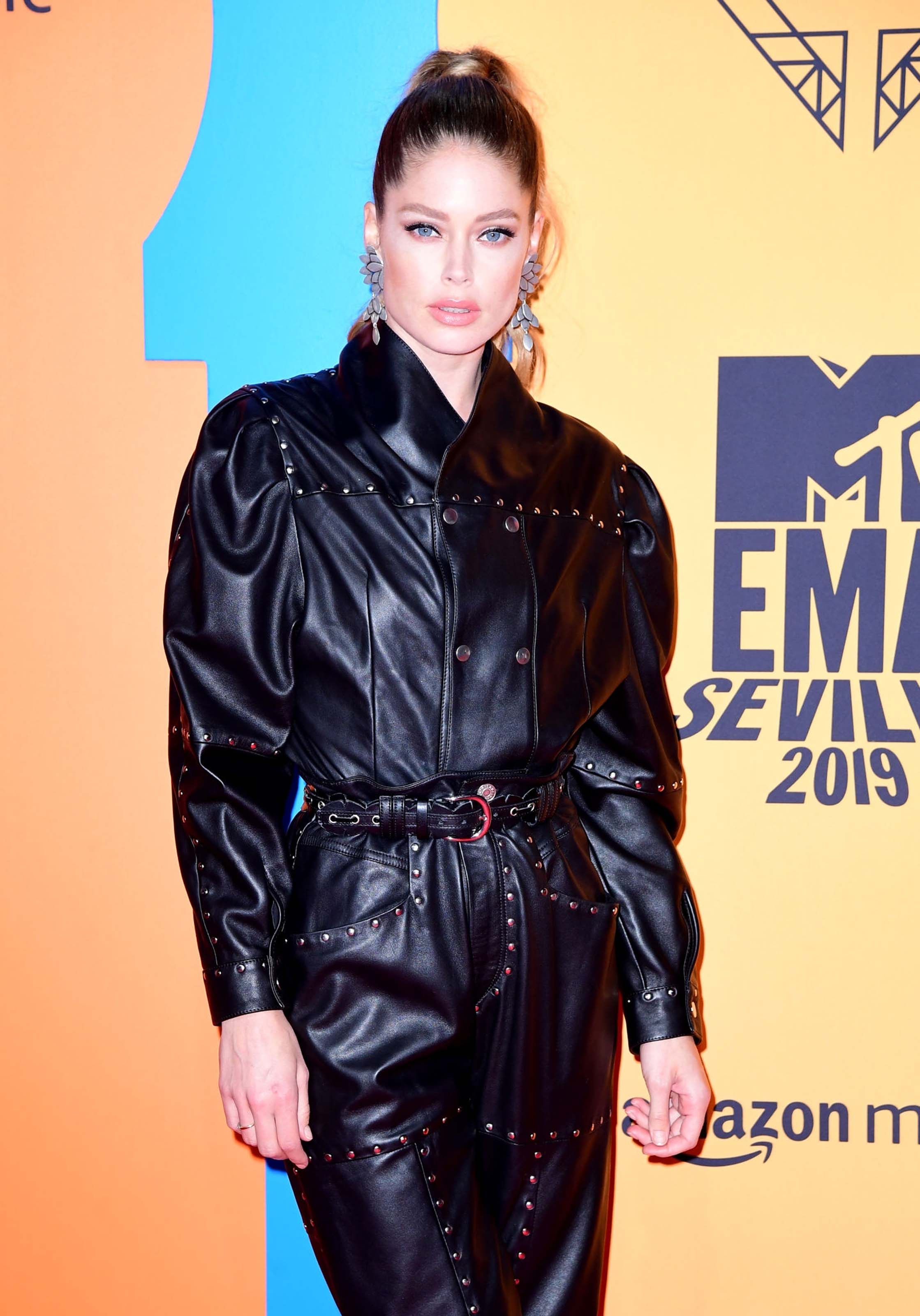 Doutzen Kroes attends MTV Europe Music Awards