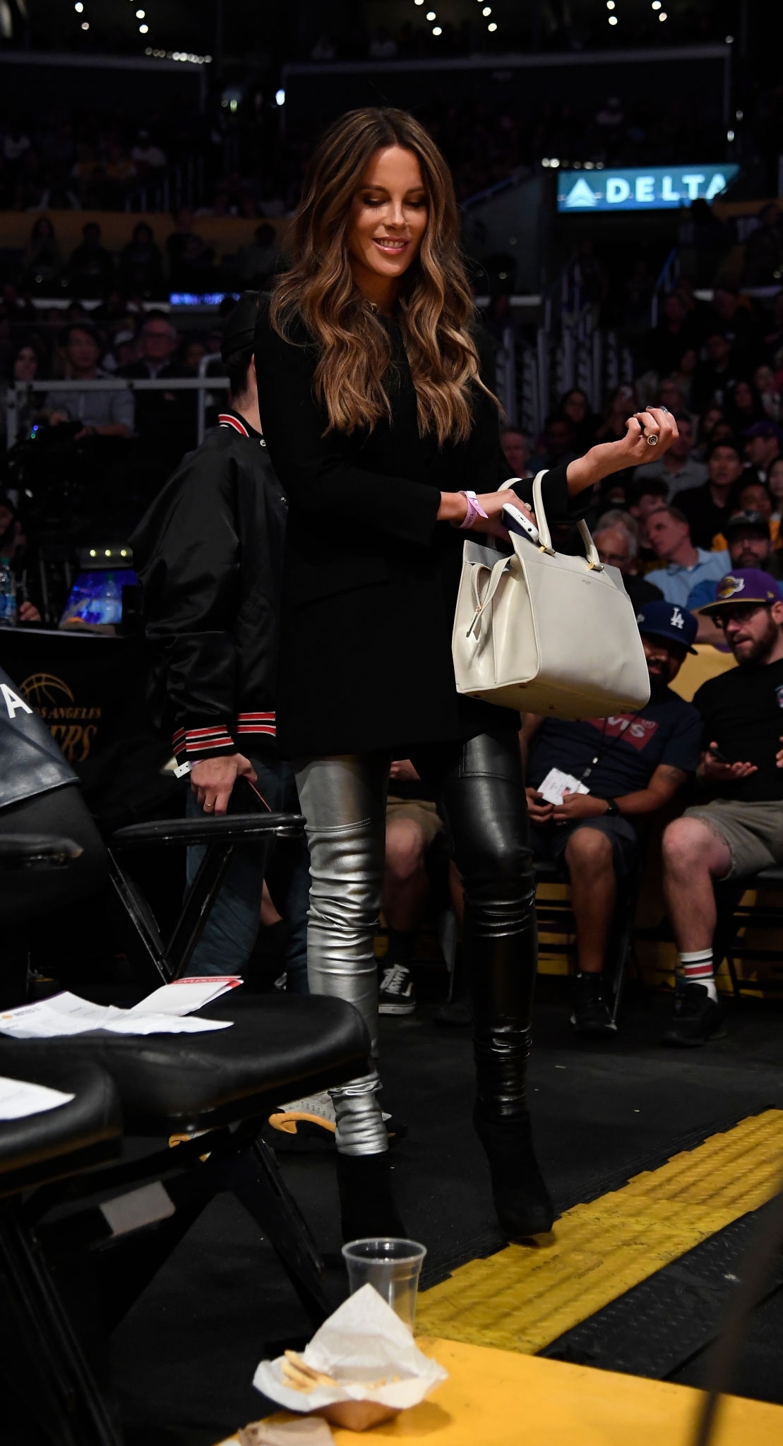 Kate Beckinsale attends Miami Heat vs Los Angeles Lakers