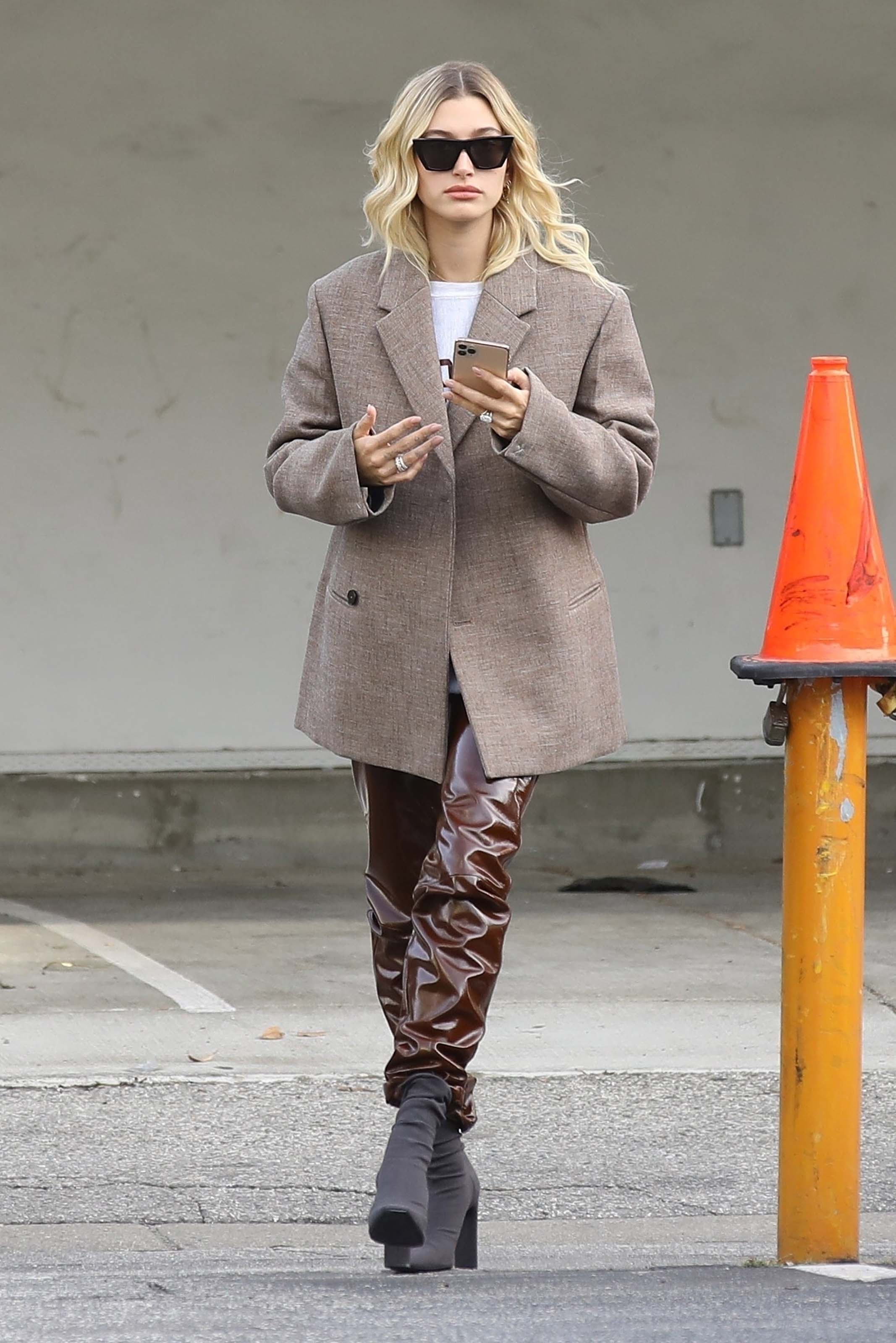 Hailey Baldwin out for a coffee run