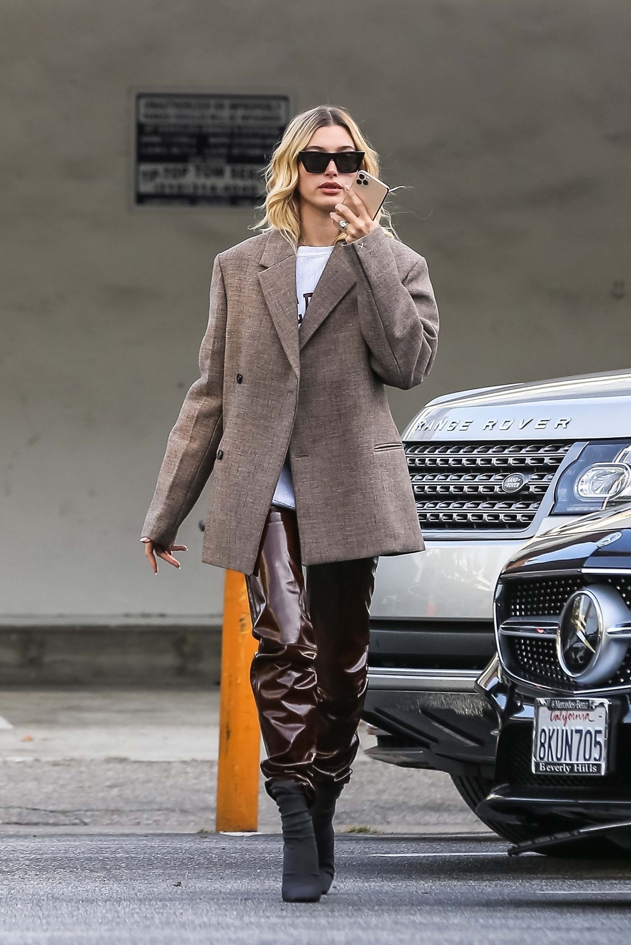 Hailey Baldwin out for a coffee run