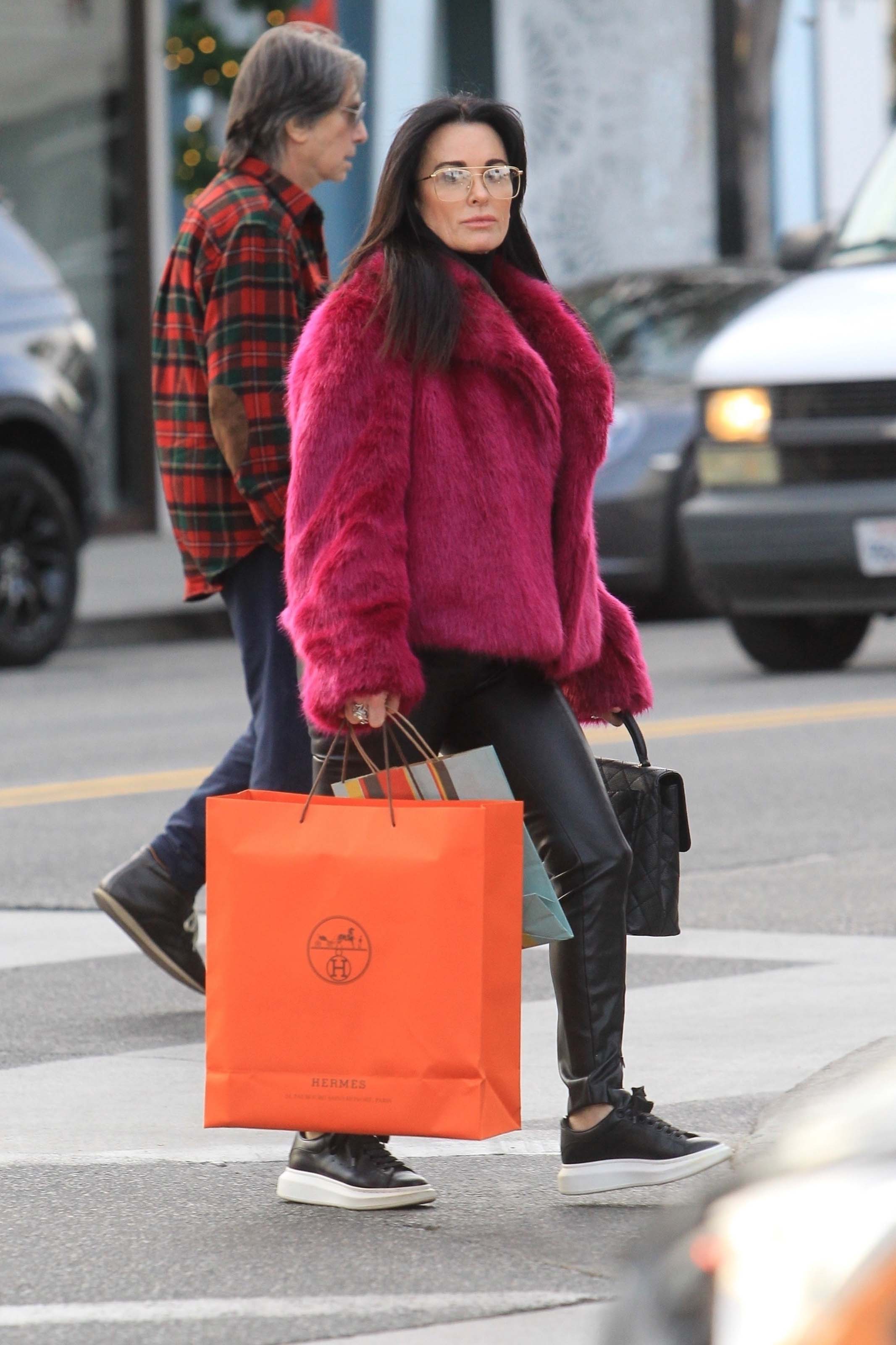 Kyle Richards X-mas shopping