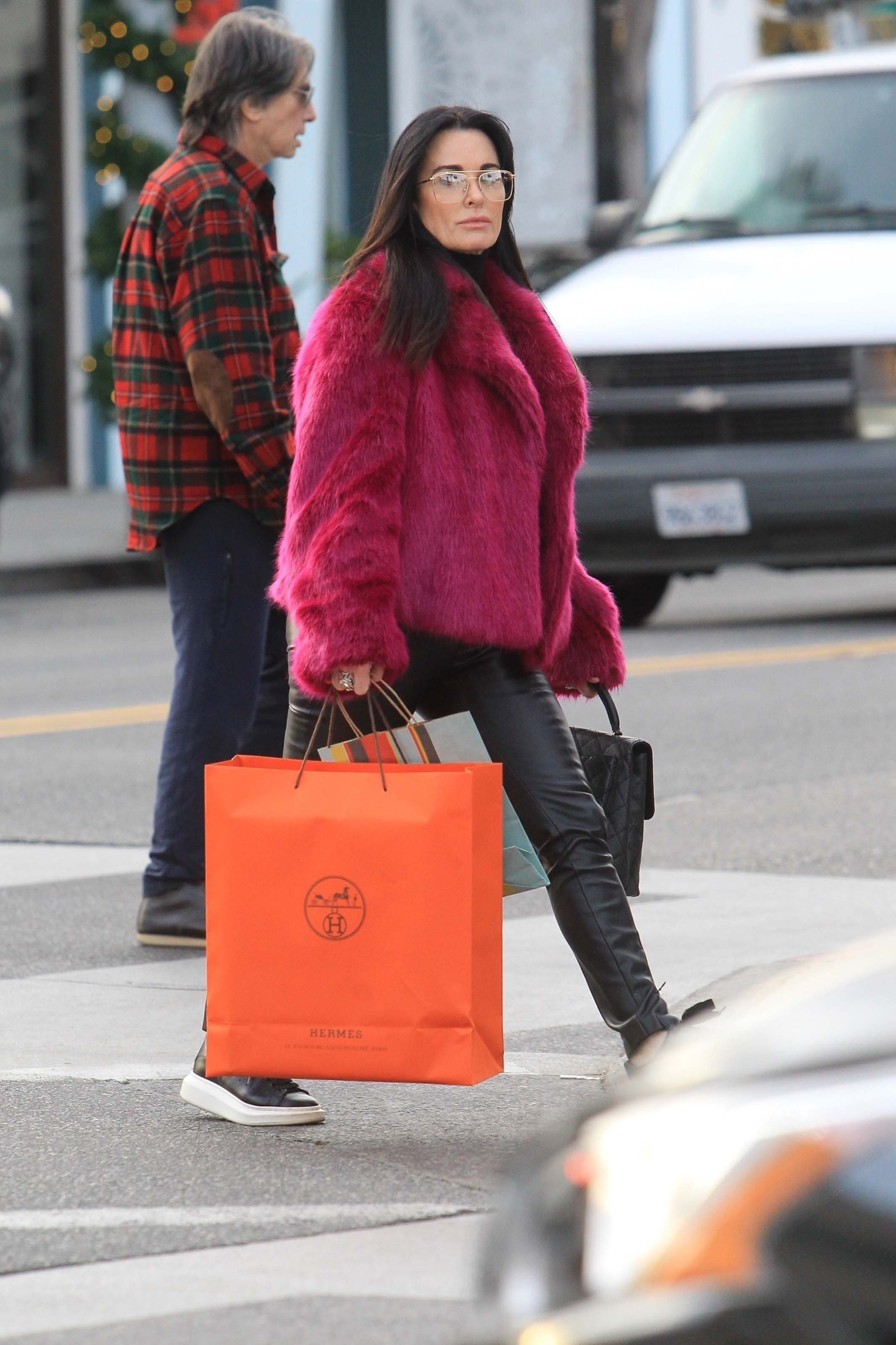 Kyle Richards X-mas shopping