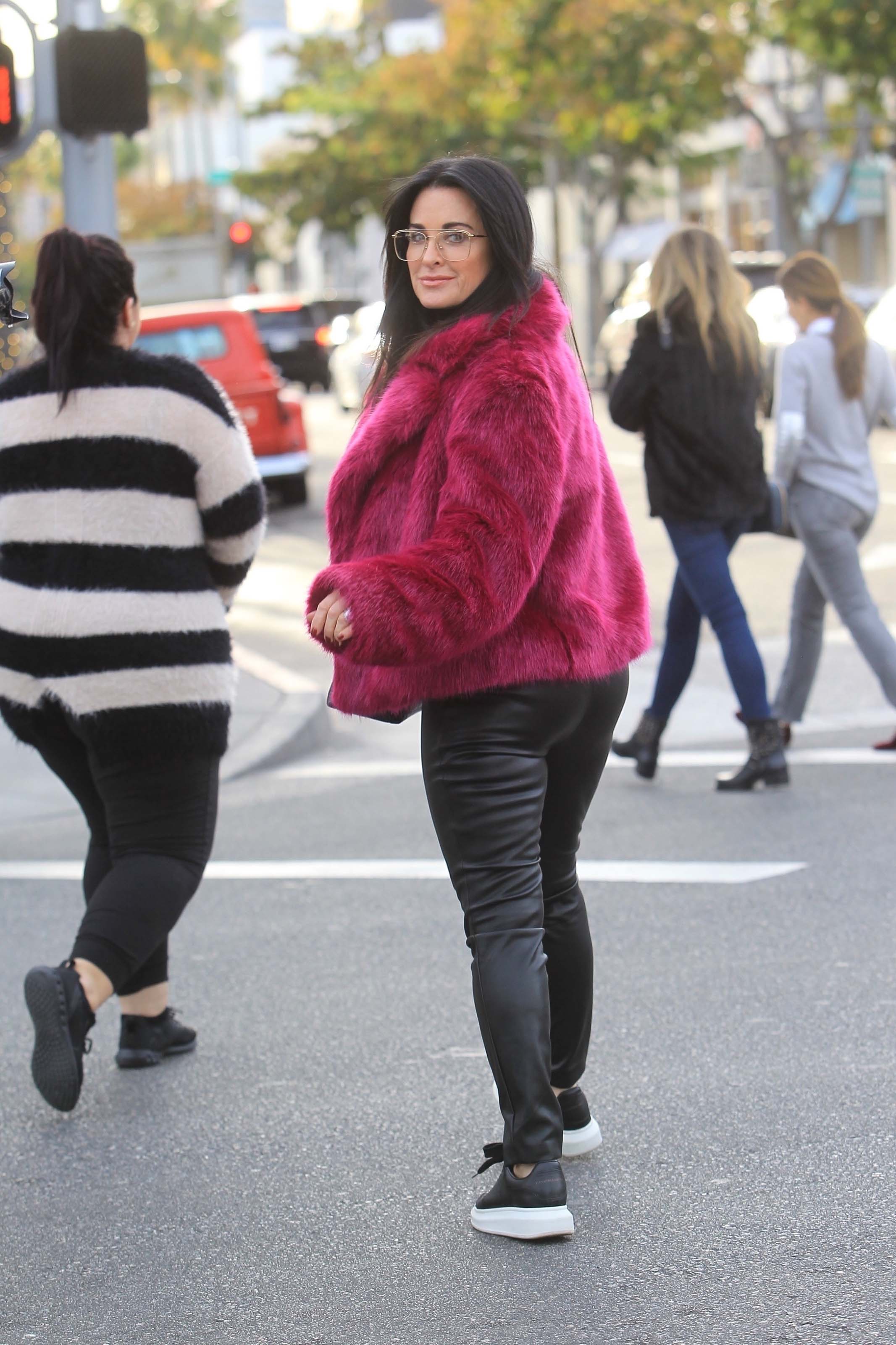 Kyle Richards X-mas shopping