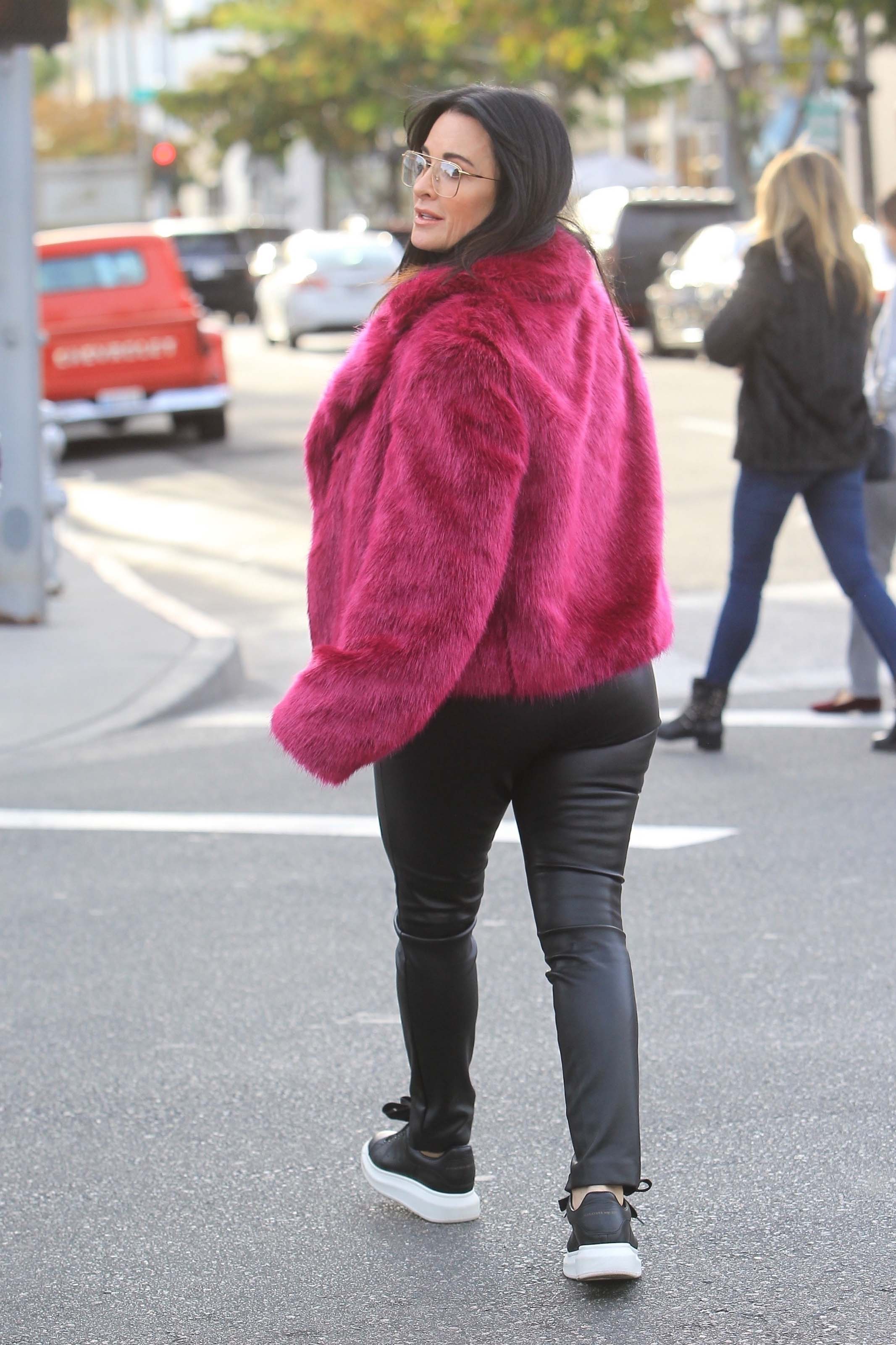 Kyle Richards X-mas shopping