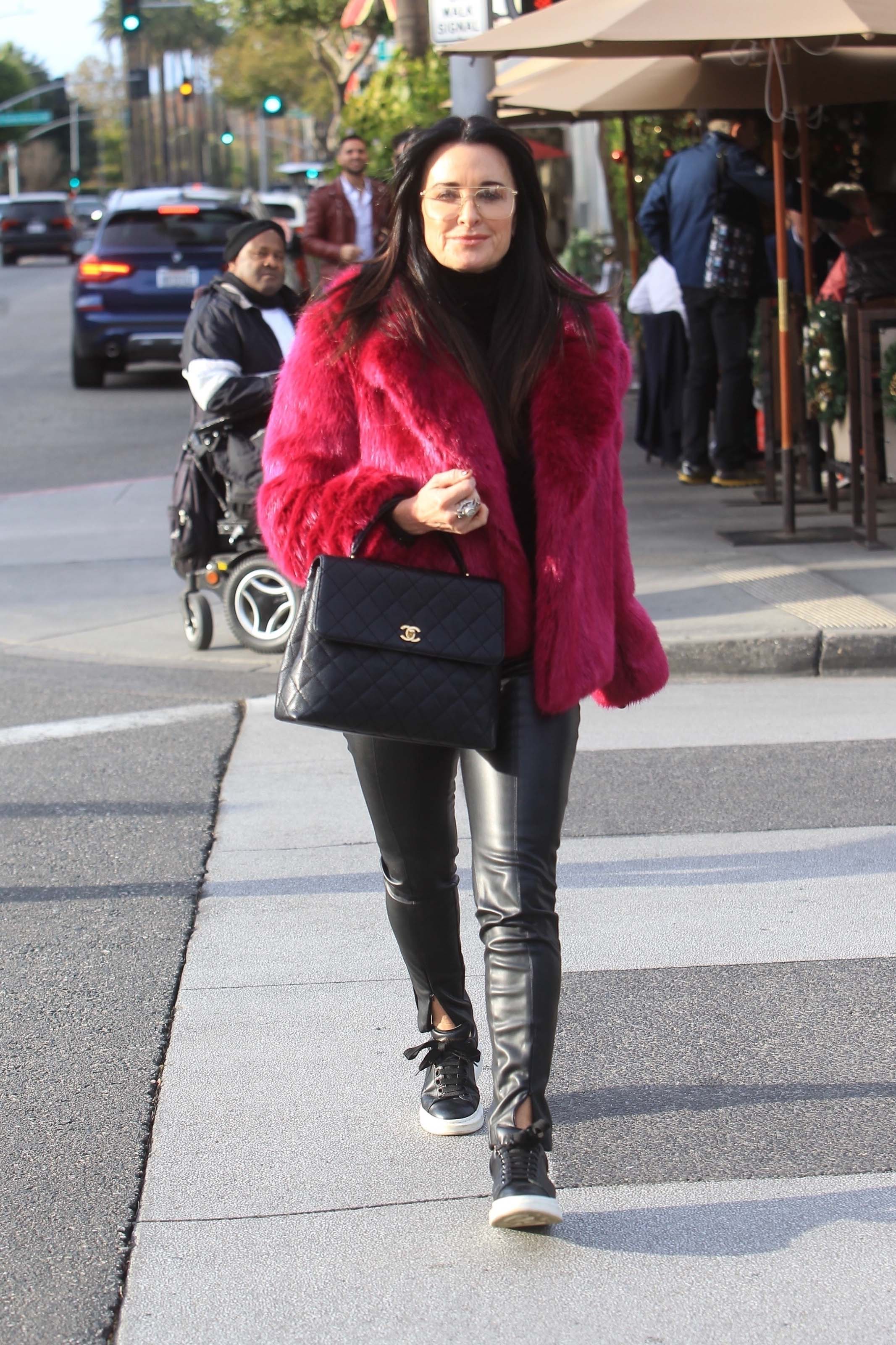 Kyle Richards X-mas shopping