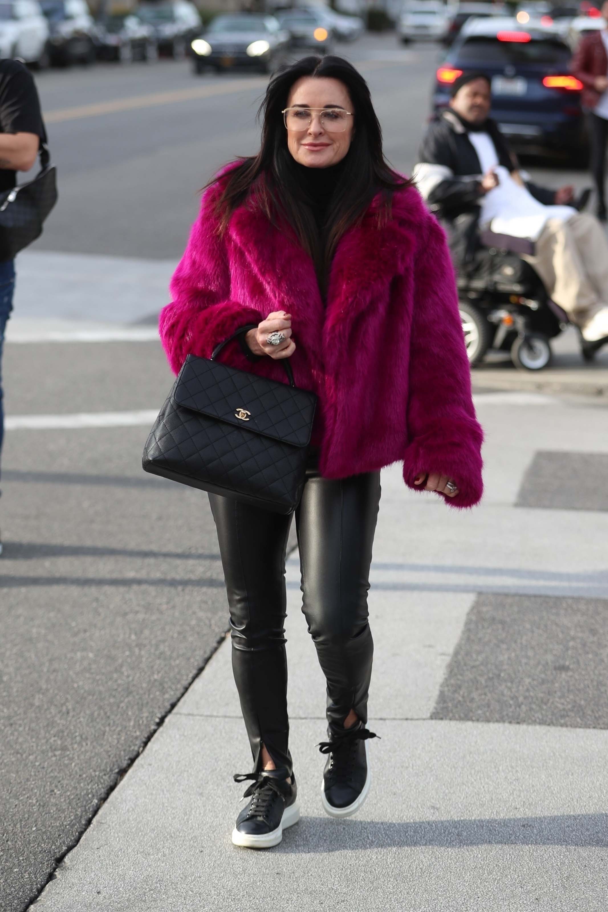 Kyle Richards X-mas shopping