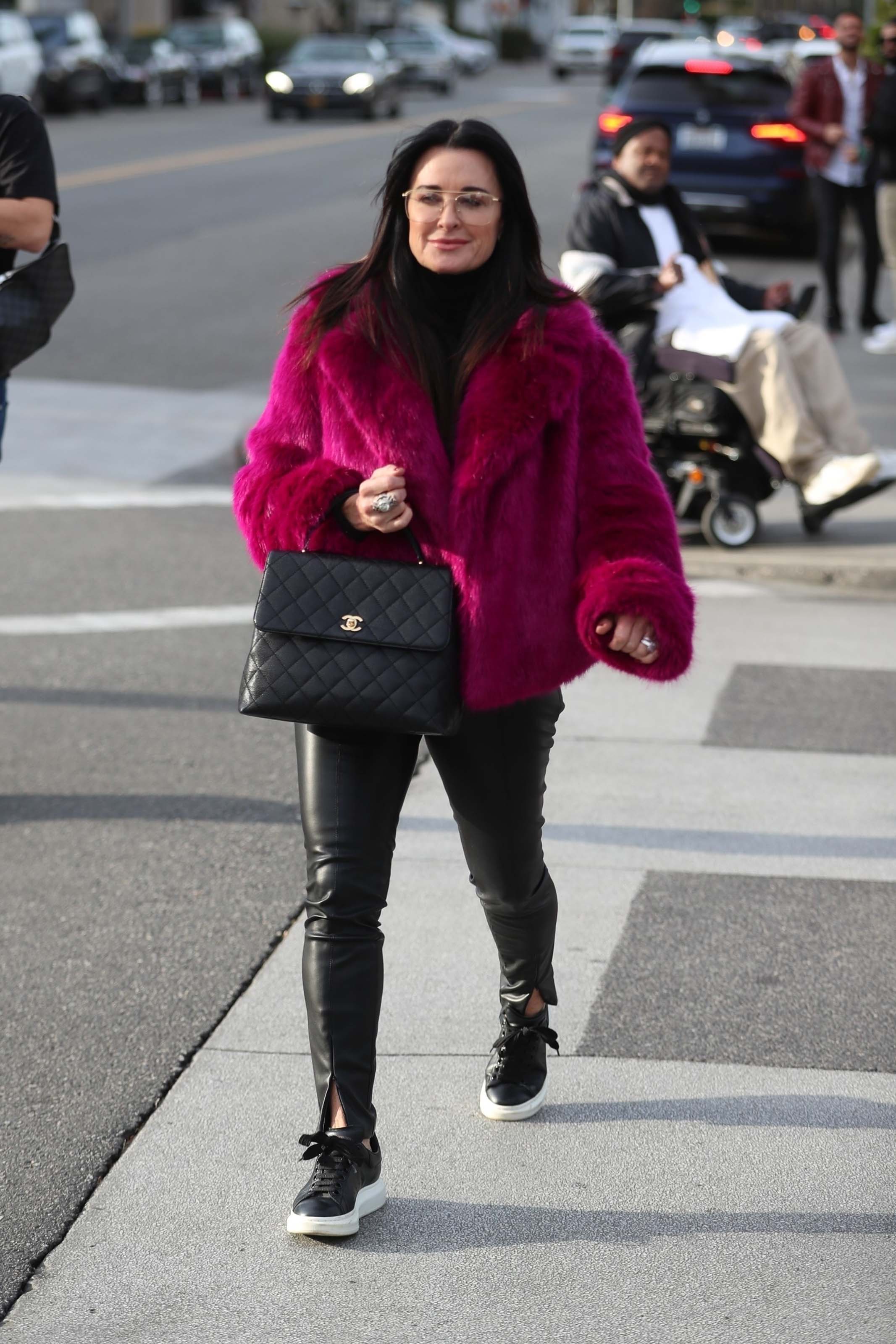 Kyle Richards X-mas shopping