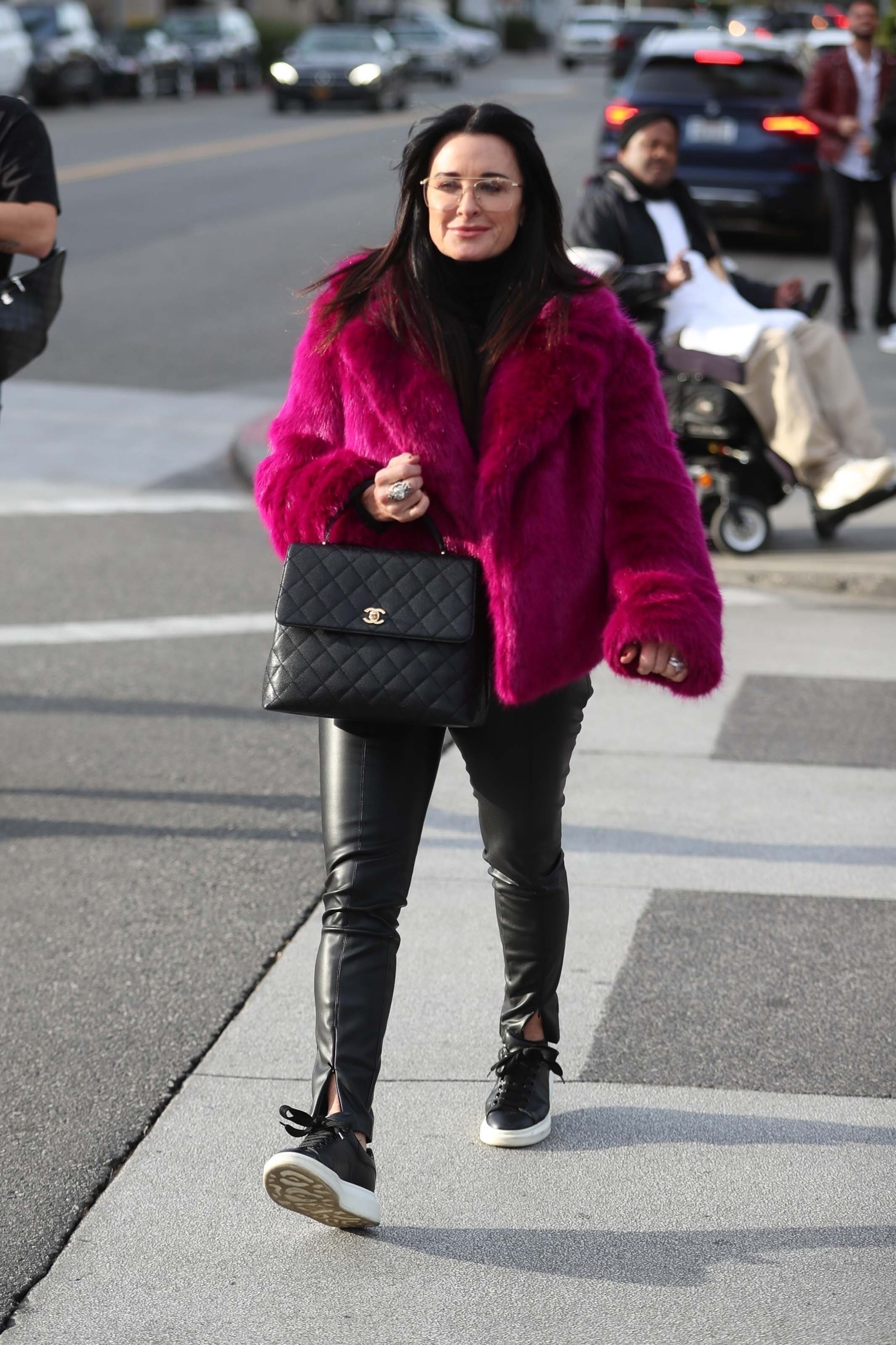 Kyle Richards X-mas shopping