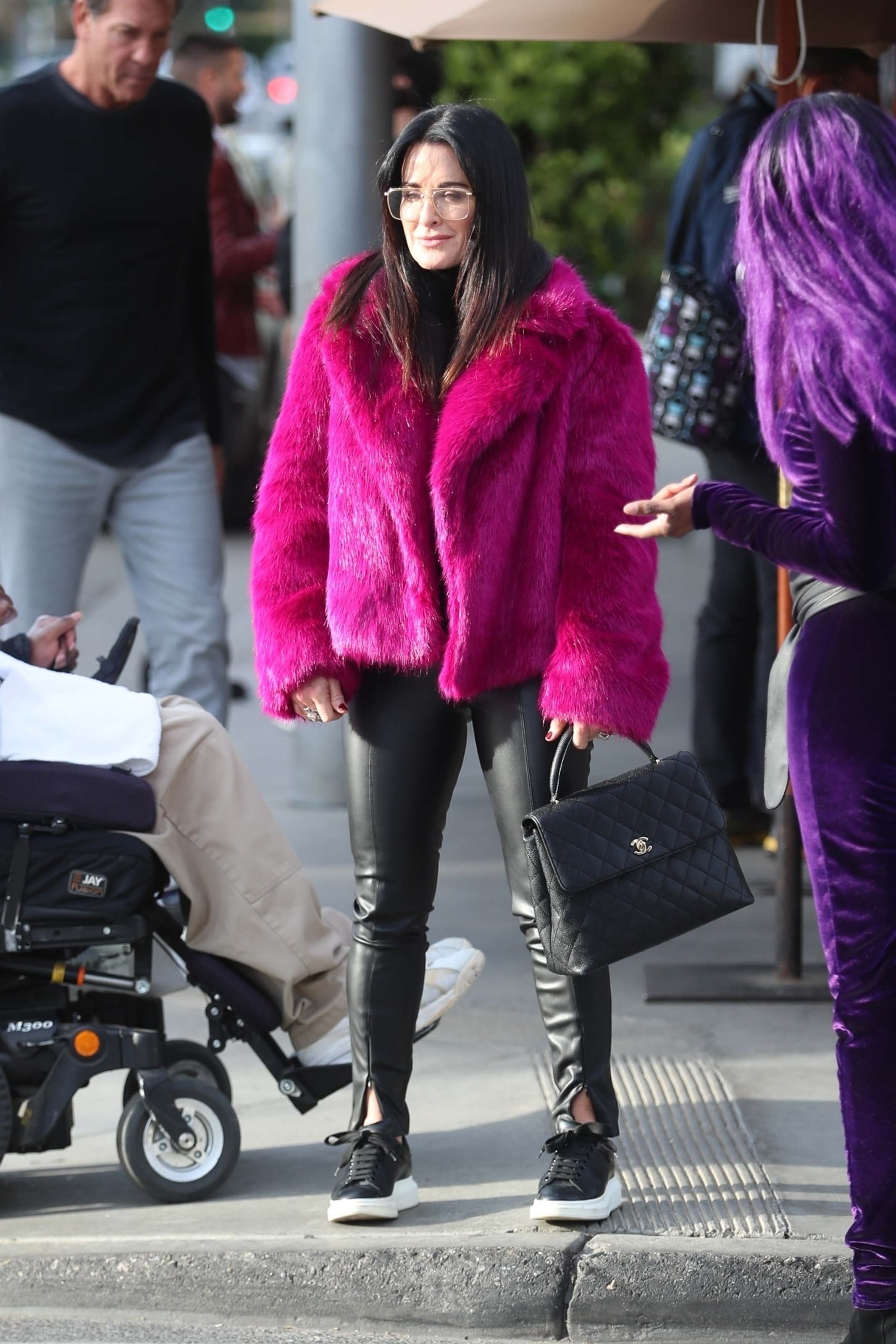 Kyle Richards X-mas shopping