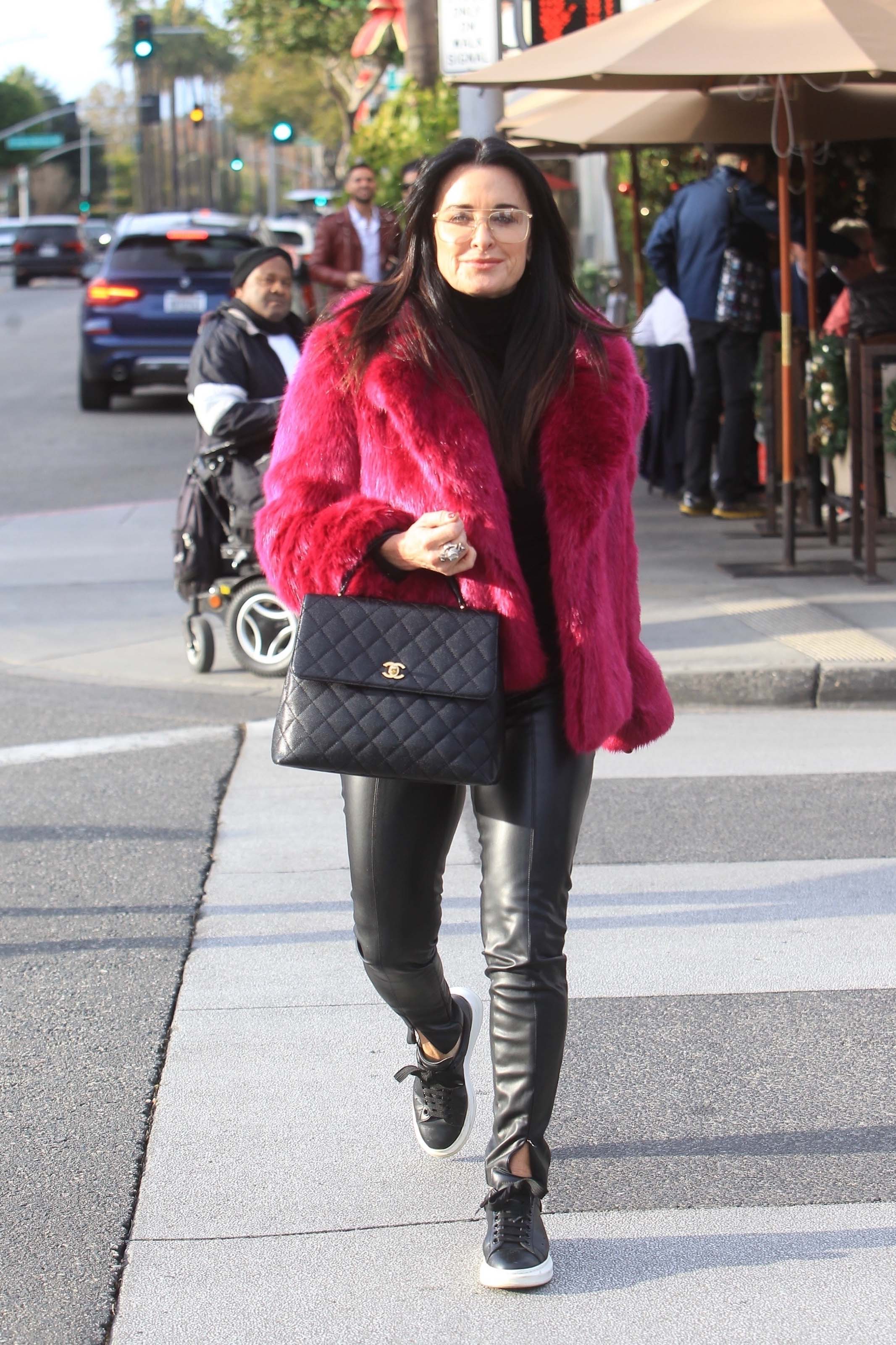 Kyle Richards X-mas shopping