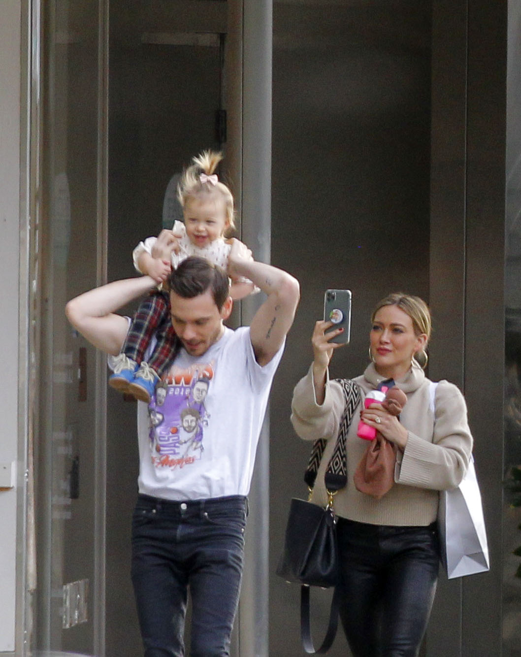 Hilary Duff out for lunch in Beverly Hills