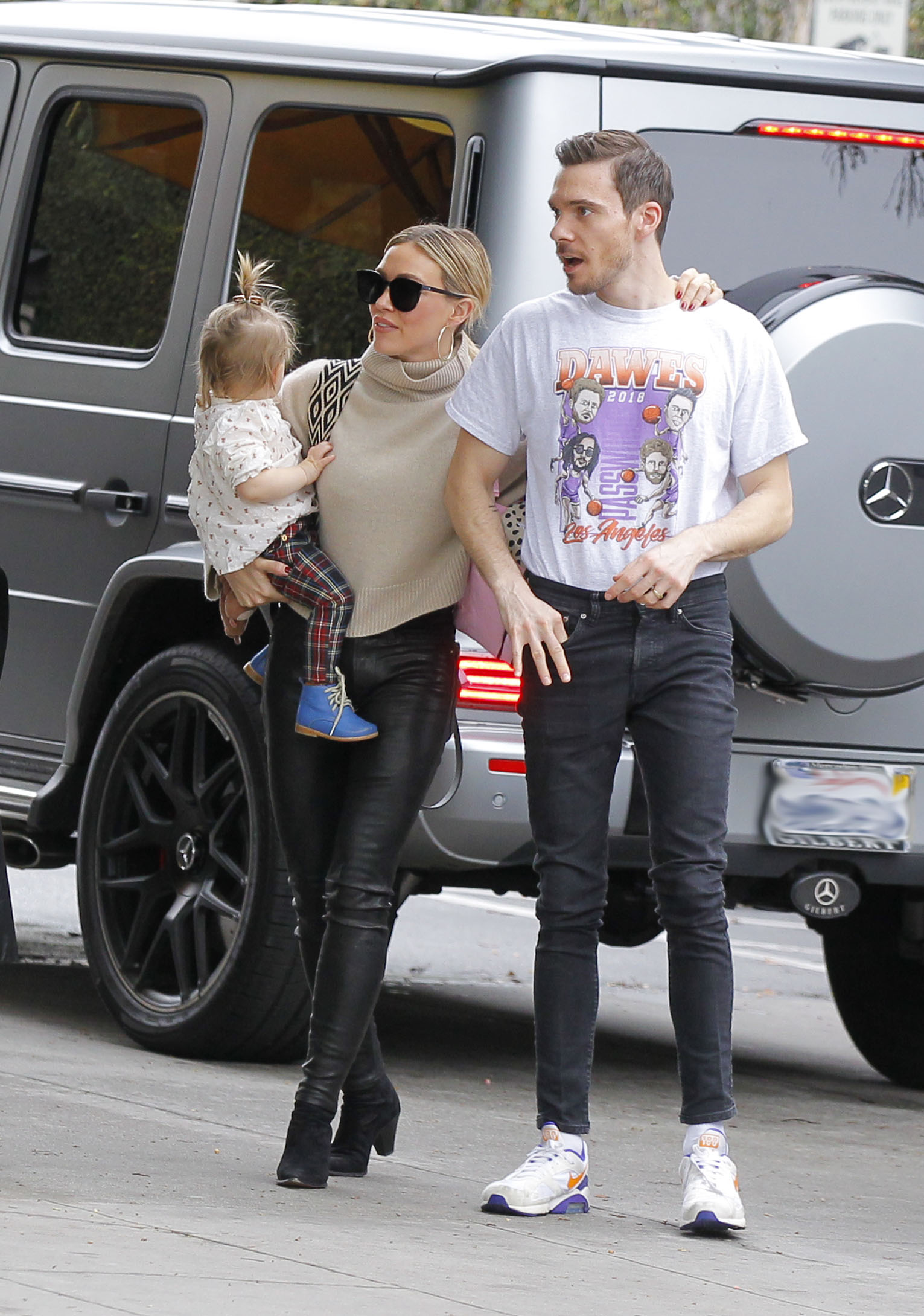 Hilary Duff out for lunch in Beverly Hills