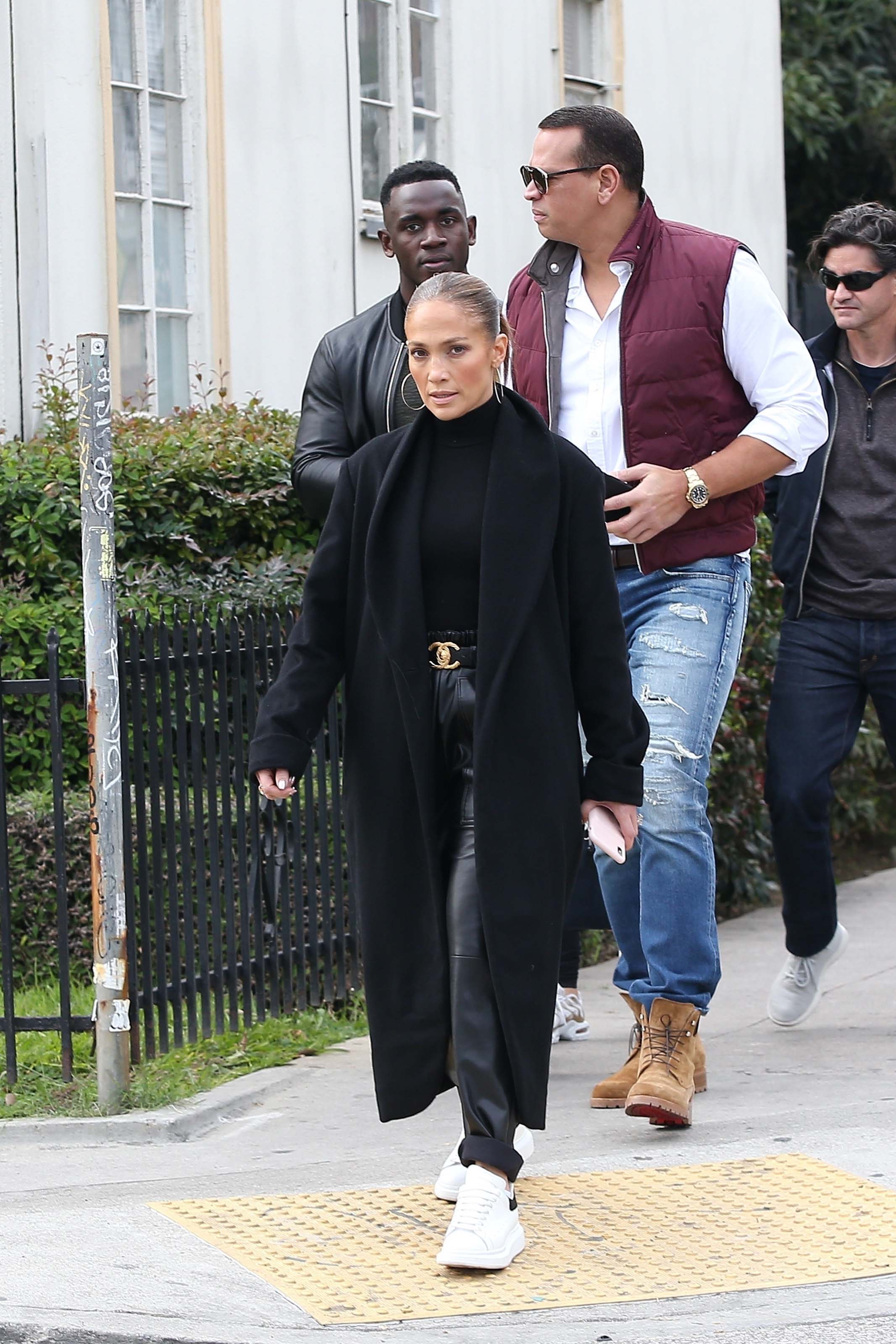 Jennifer Lopez shopping on Sunday morning