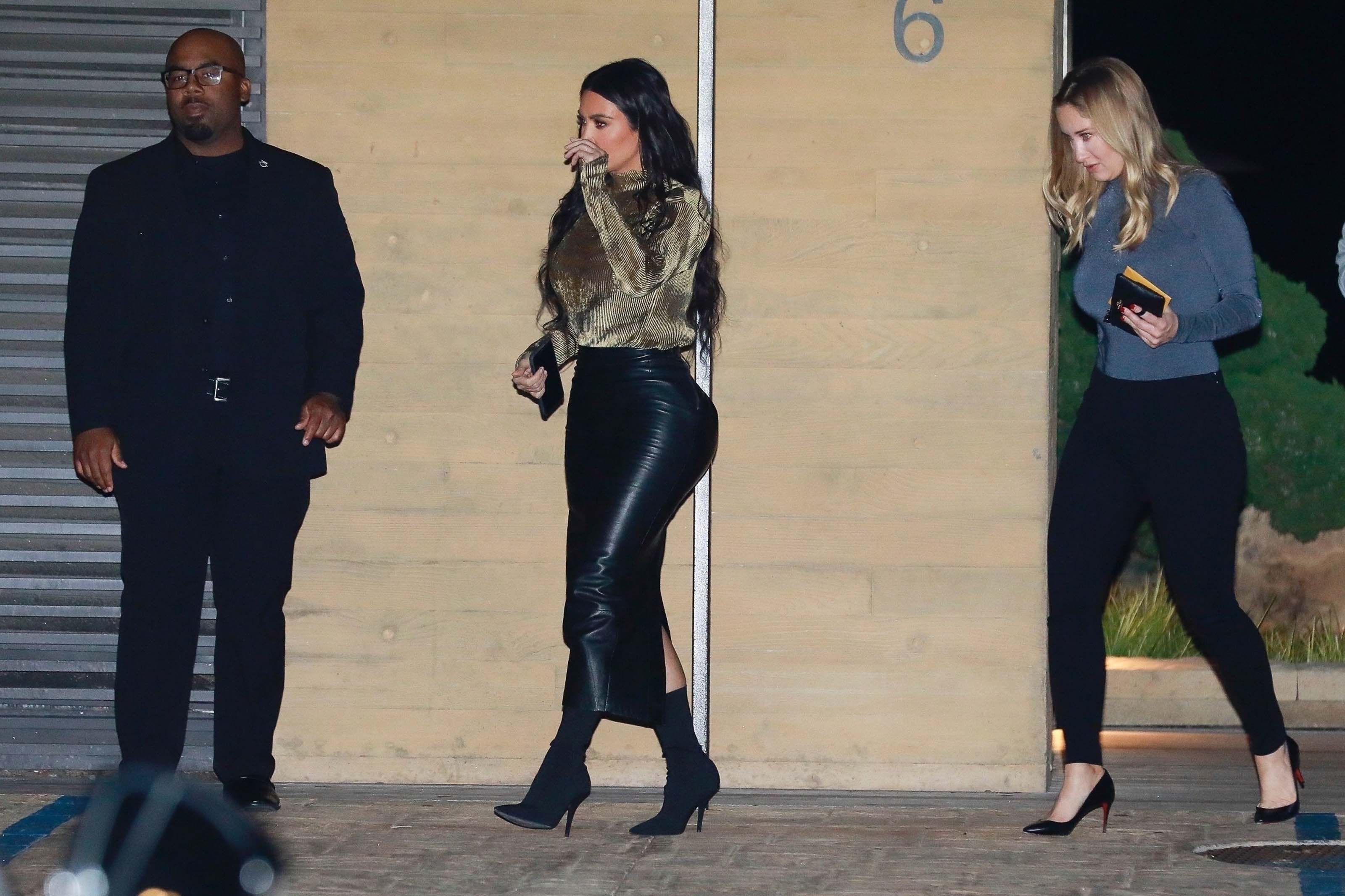 Kim Kardashian leaves Nobu after dinner