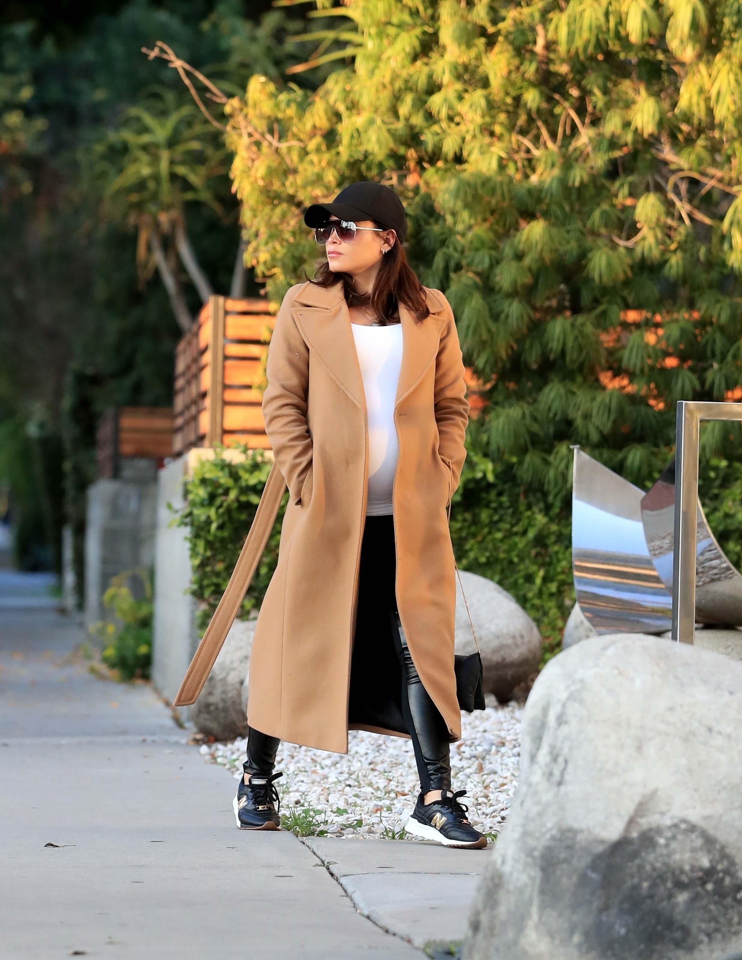 Jenna Dewan out in Studio City