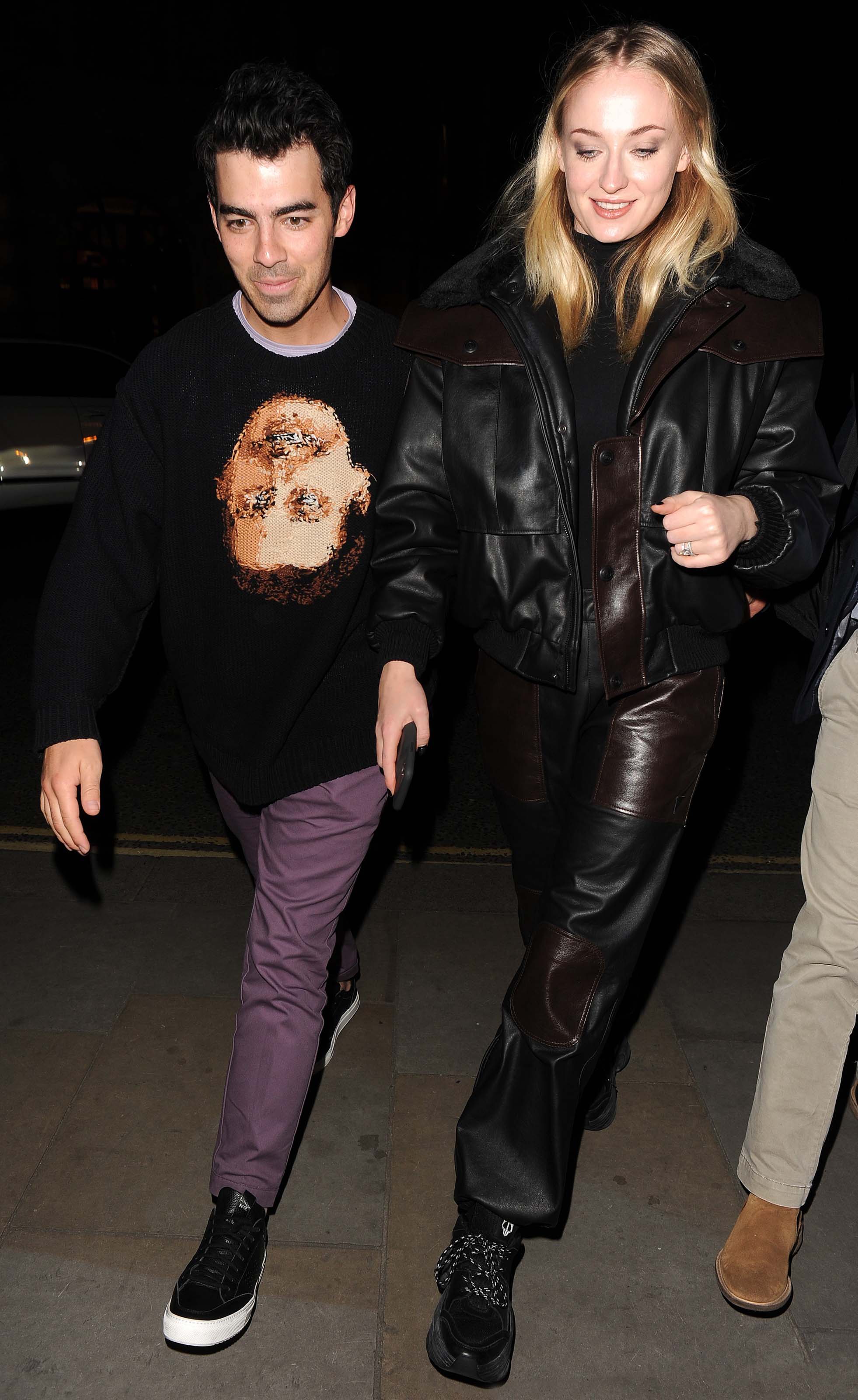 Sophie Turner and Joe Jonas returning to their hotel