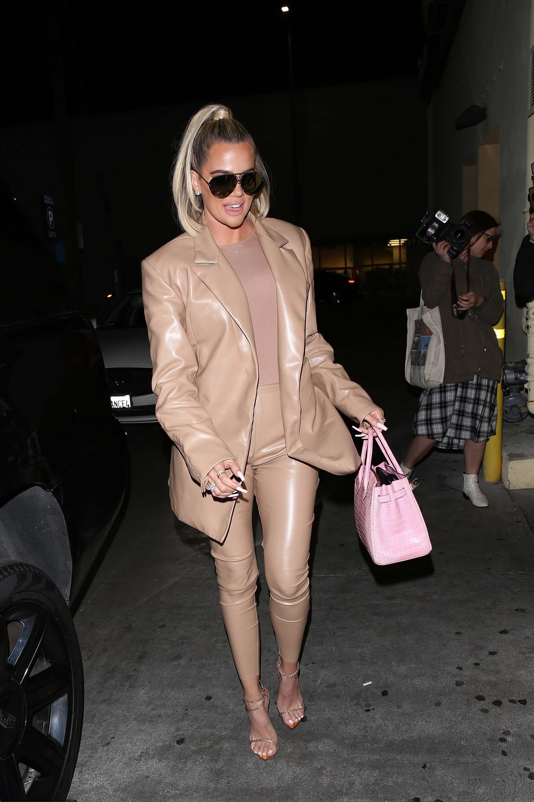 Khloe Kardashian arrives at Carousel restaurant