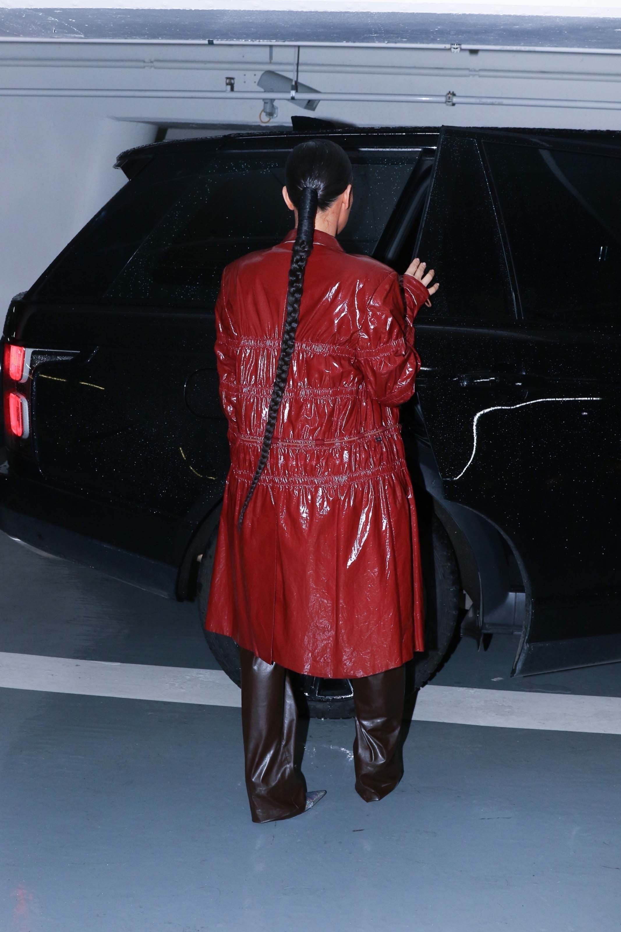 Kim Kardashian leaving her hotel in Paris