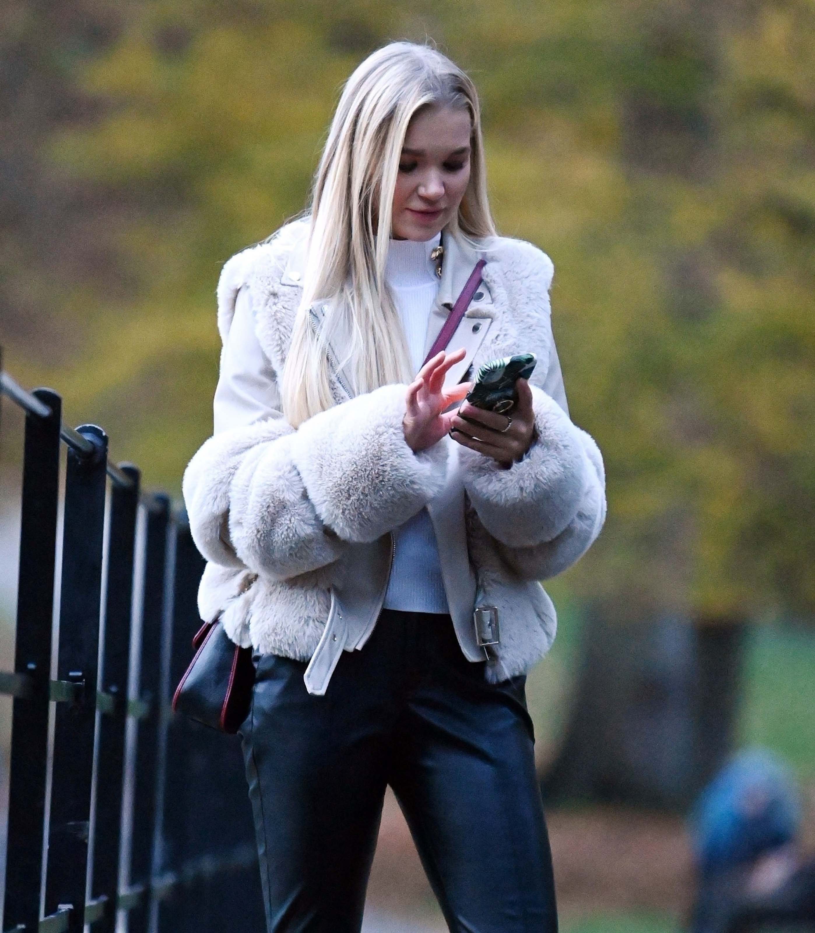 Abbie Quinnen out in West London Park