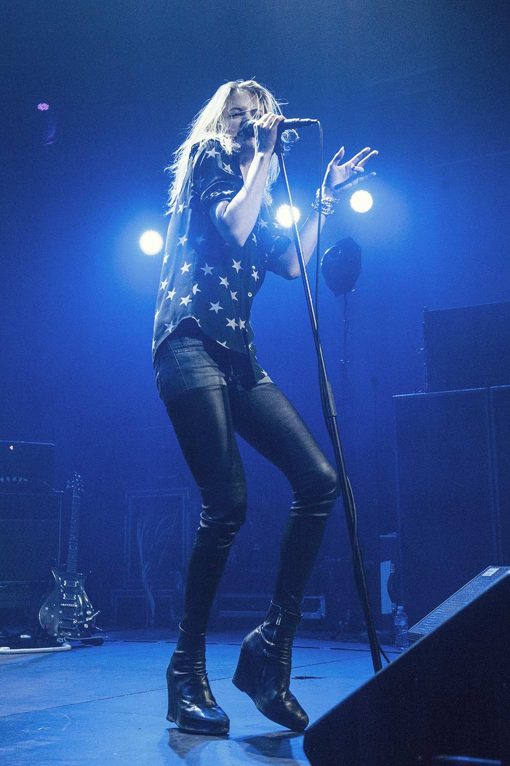 Alison Mosshart performs at the 2016 Park Live international music festival